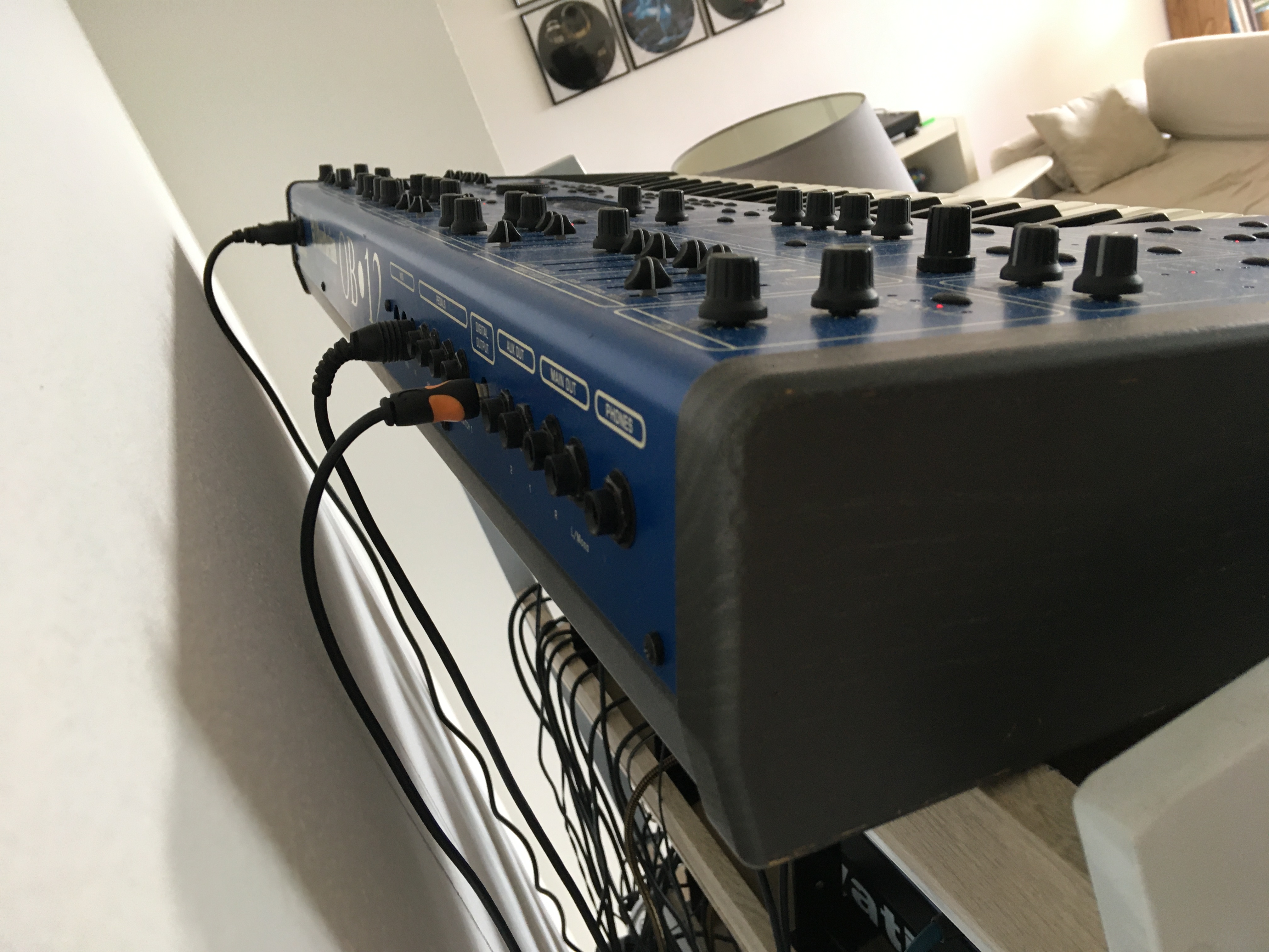 OB12 Oberheim OB12 Audiofanzine