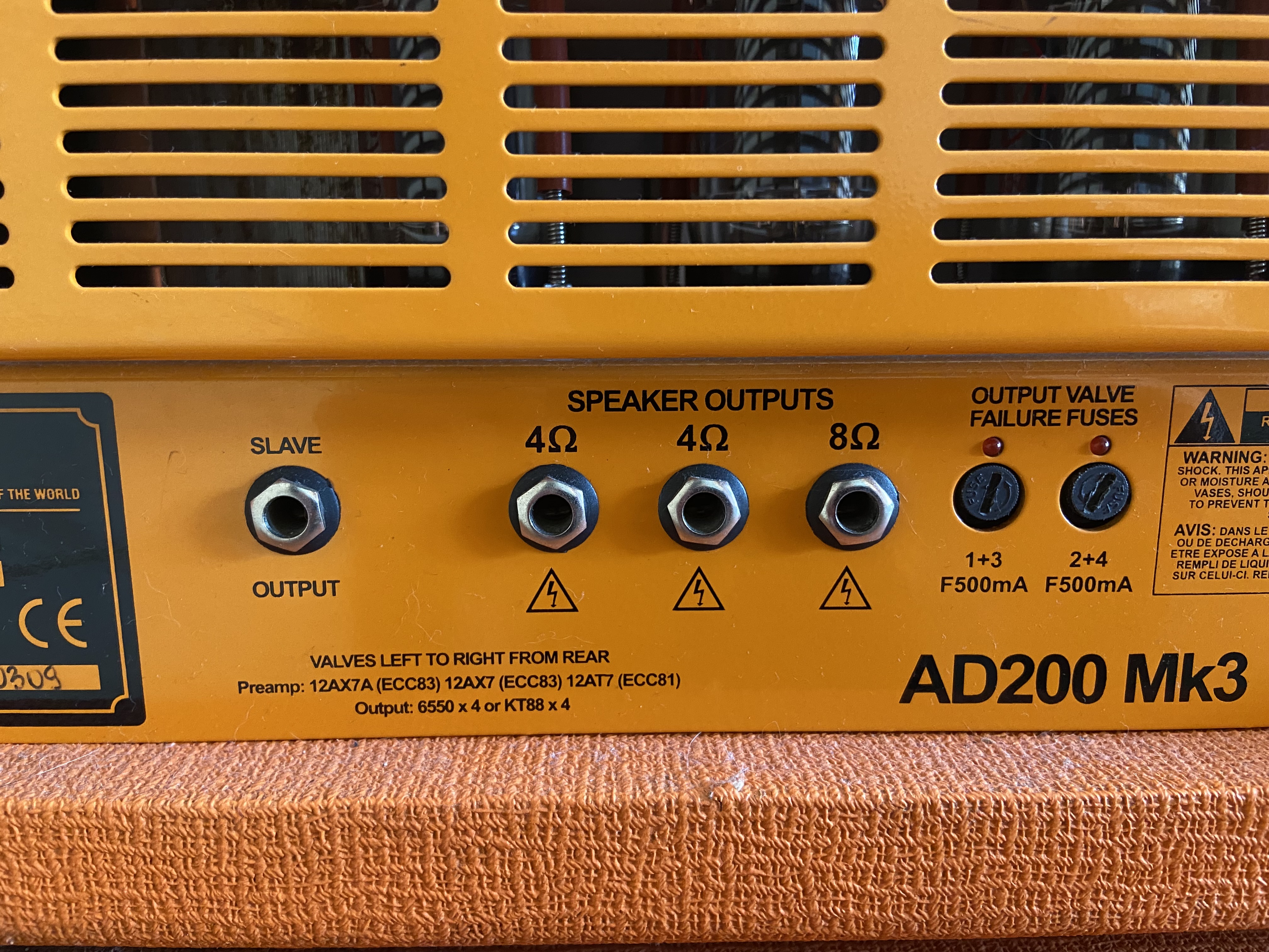 AD200B - Orange AD200B - Audiofanzine