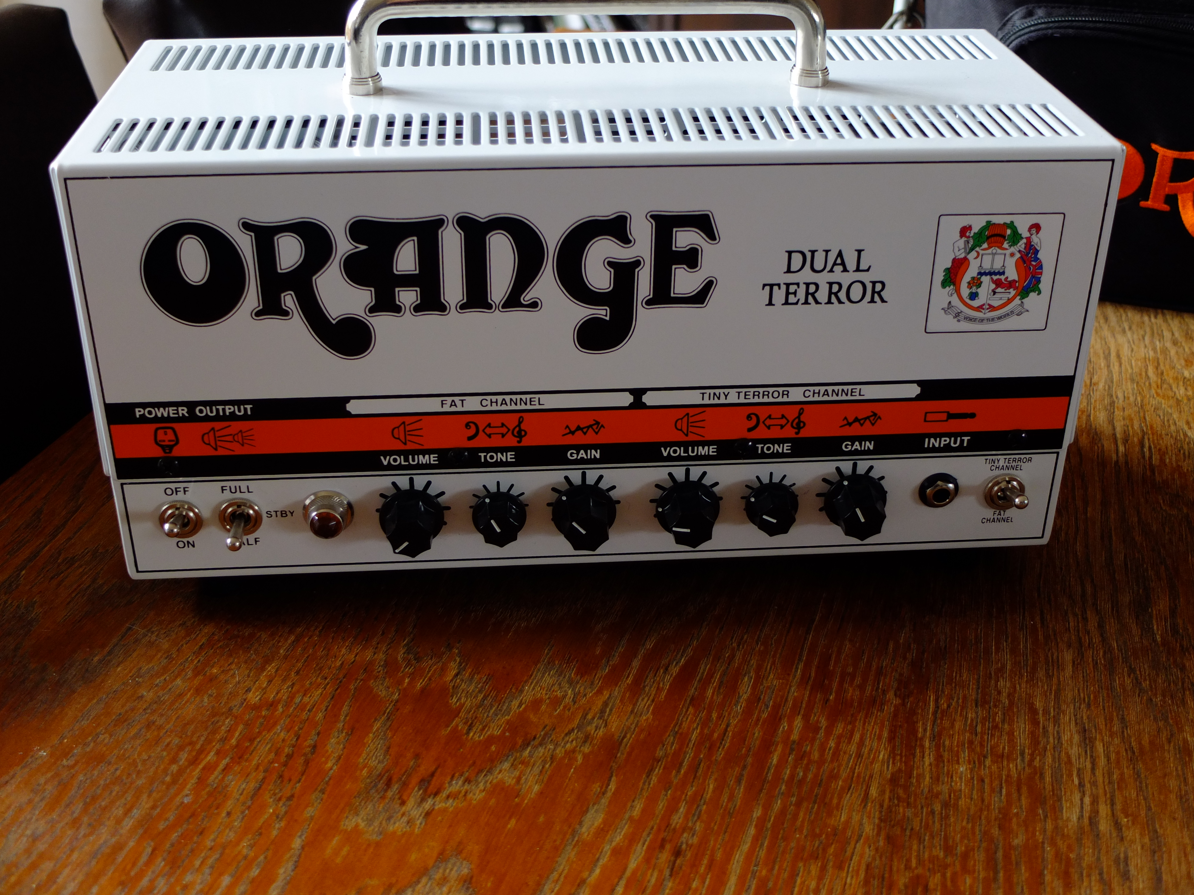 Orange Dual Terror image (587593) Audiofanzine