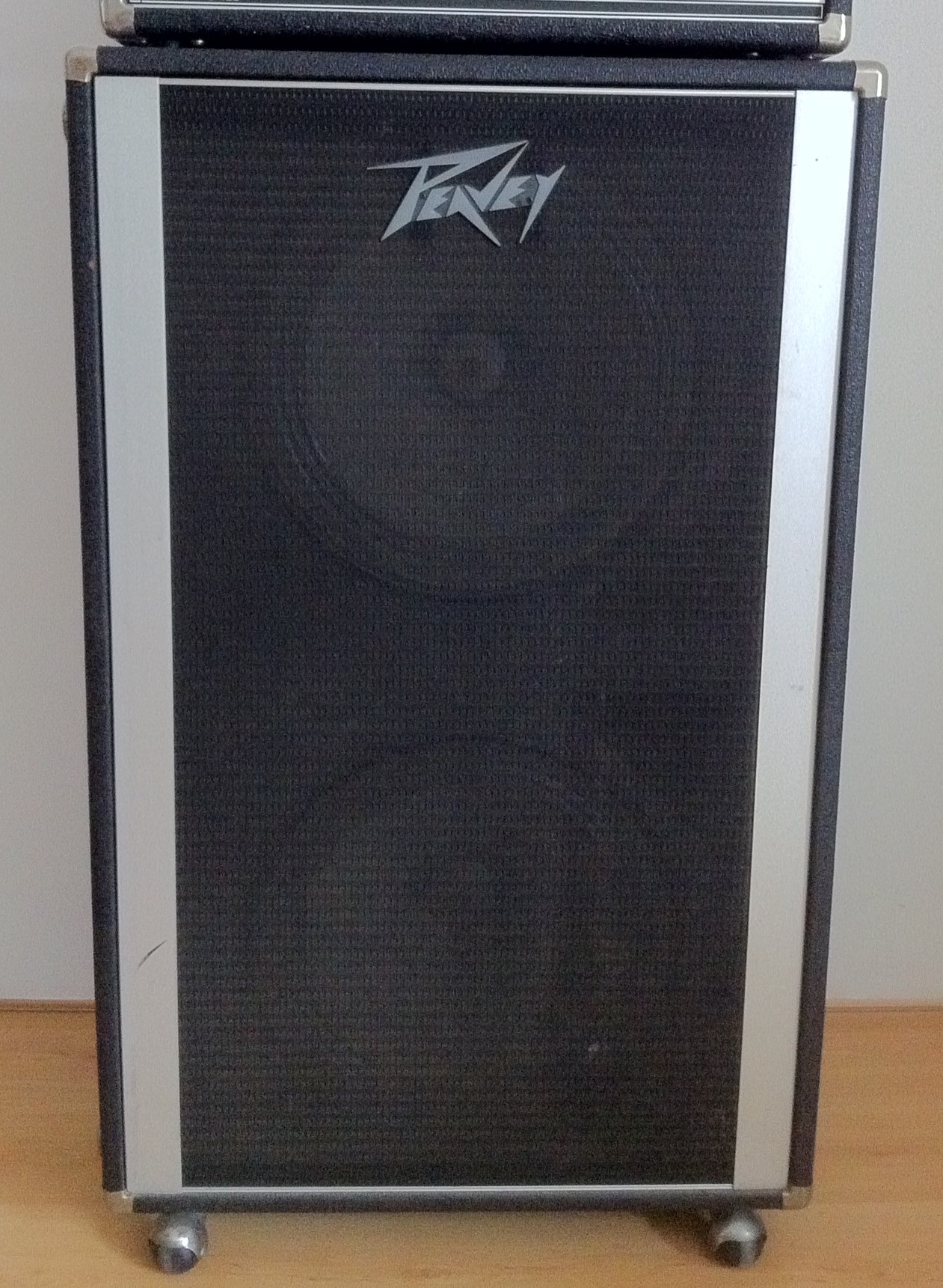 215 - Peavey 215 - Audiofanzine