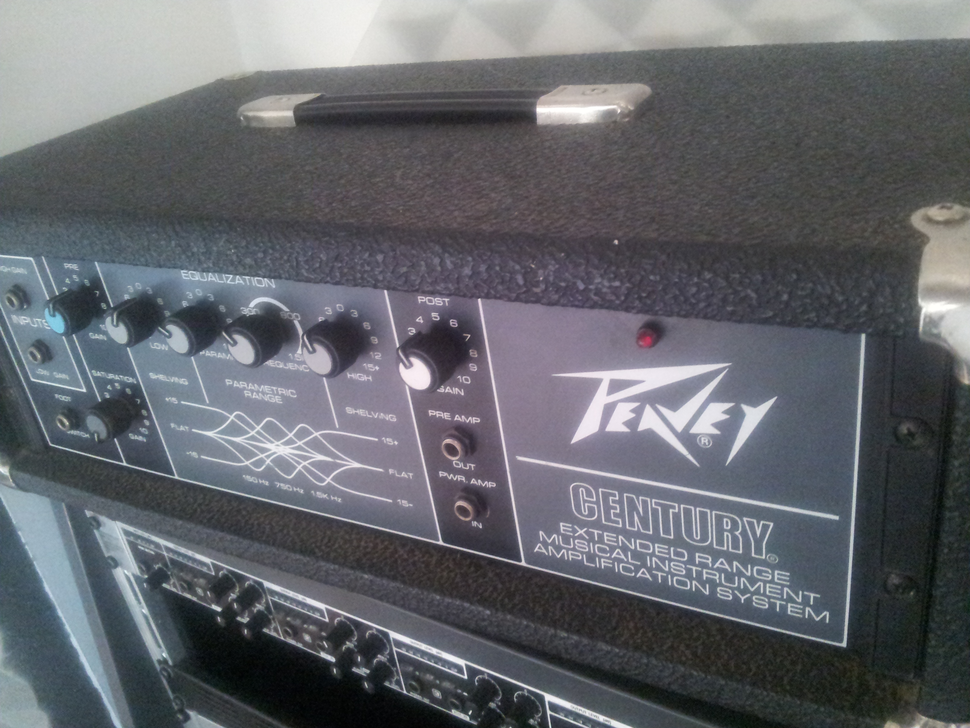 Peavey CENTURY 200H image (860838) Audiofanzine