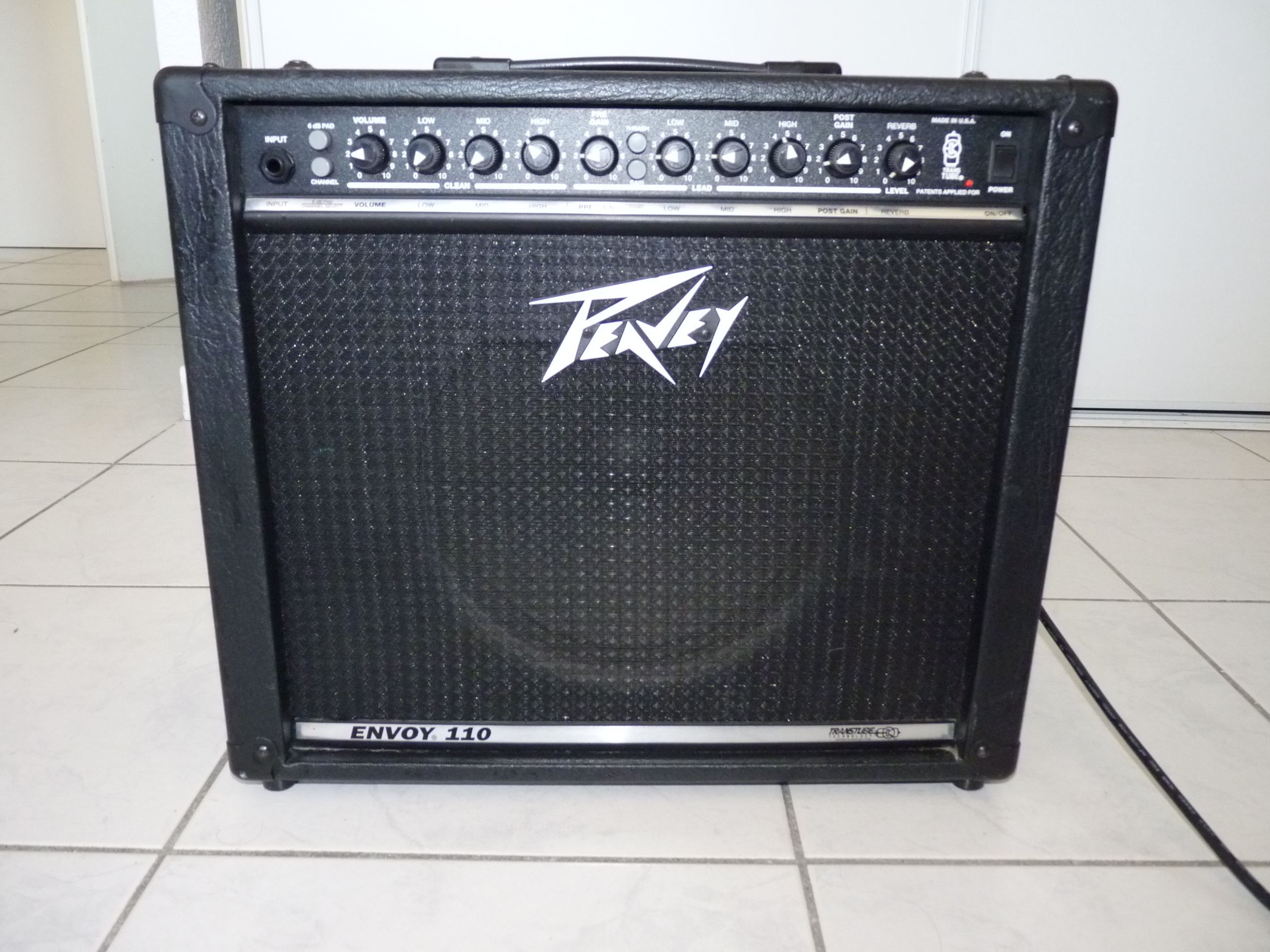 Photo Peavey Envoy 110 Peavey Envoy 110 (2086) (647877) Audiofanzine