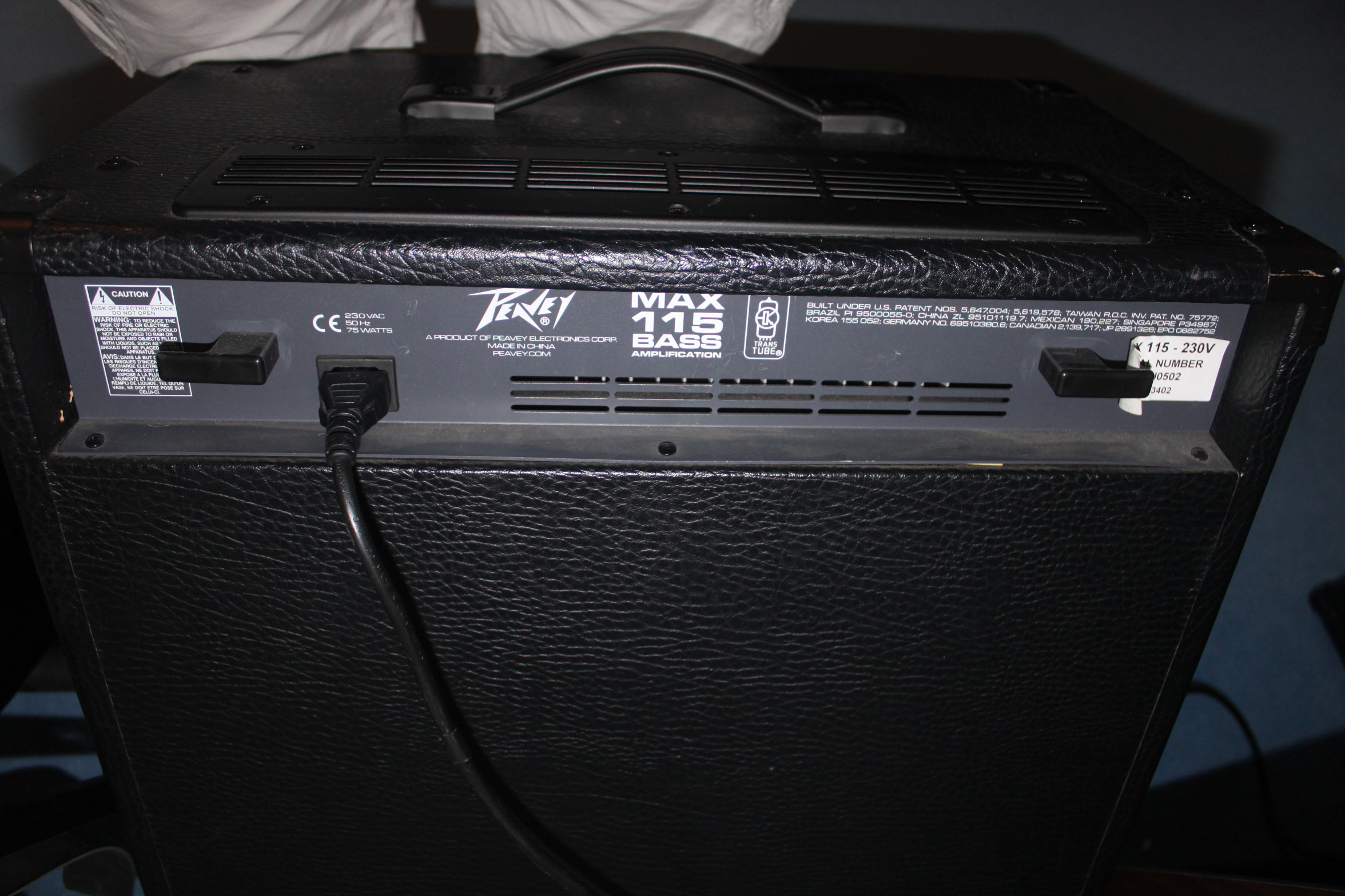 Peavey Max 115 Schematic