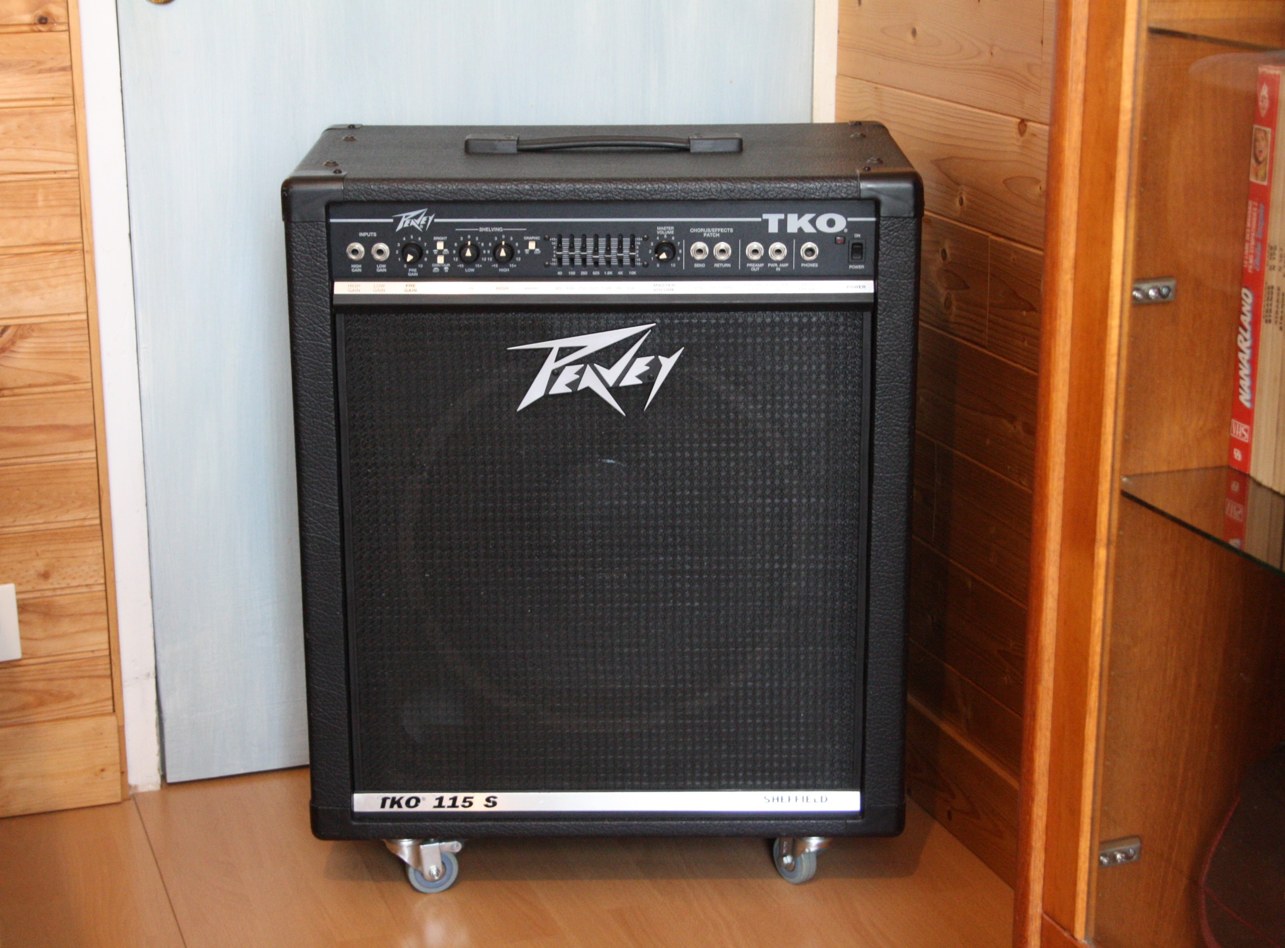 TKO 115 S Peavey TKO 115 S Audiofanzine