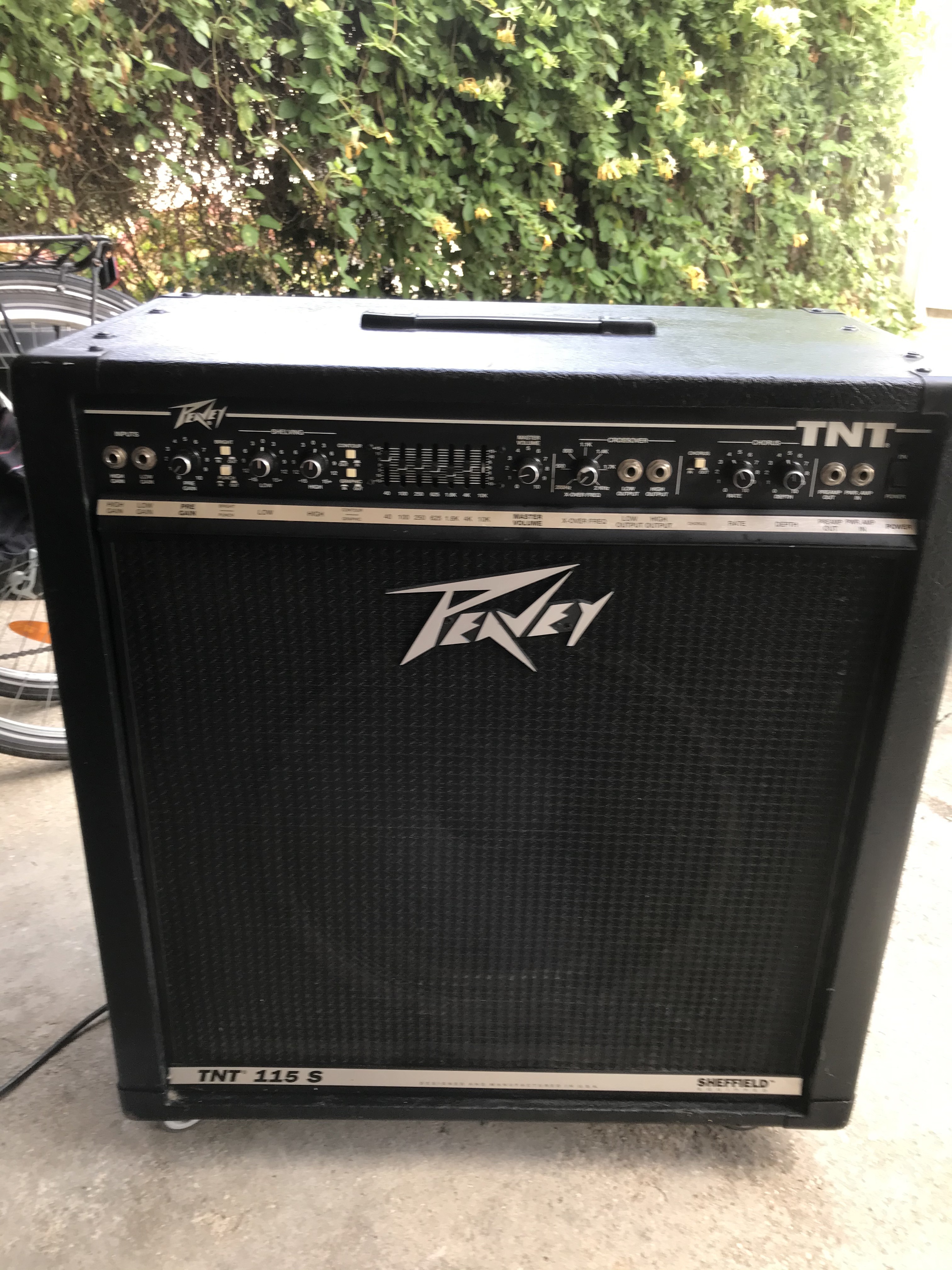 TNT 115 S - Peavey TNT 115 S - Audiofanzine