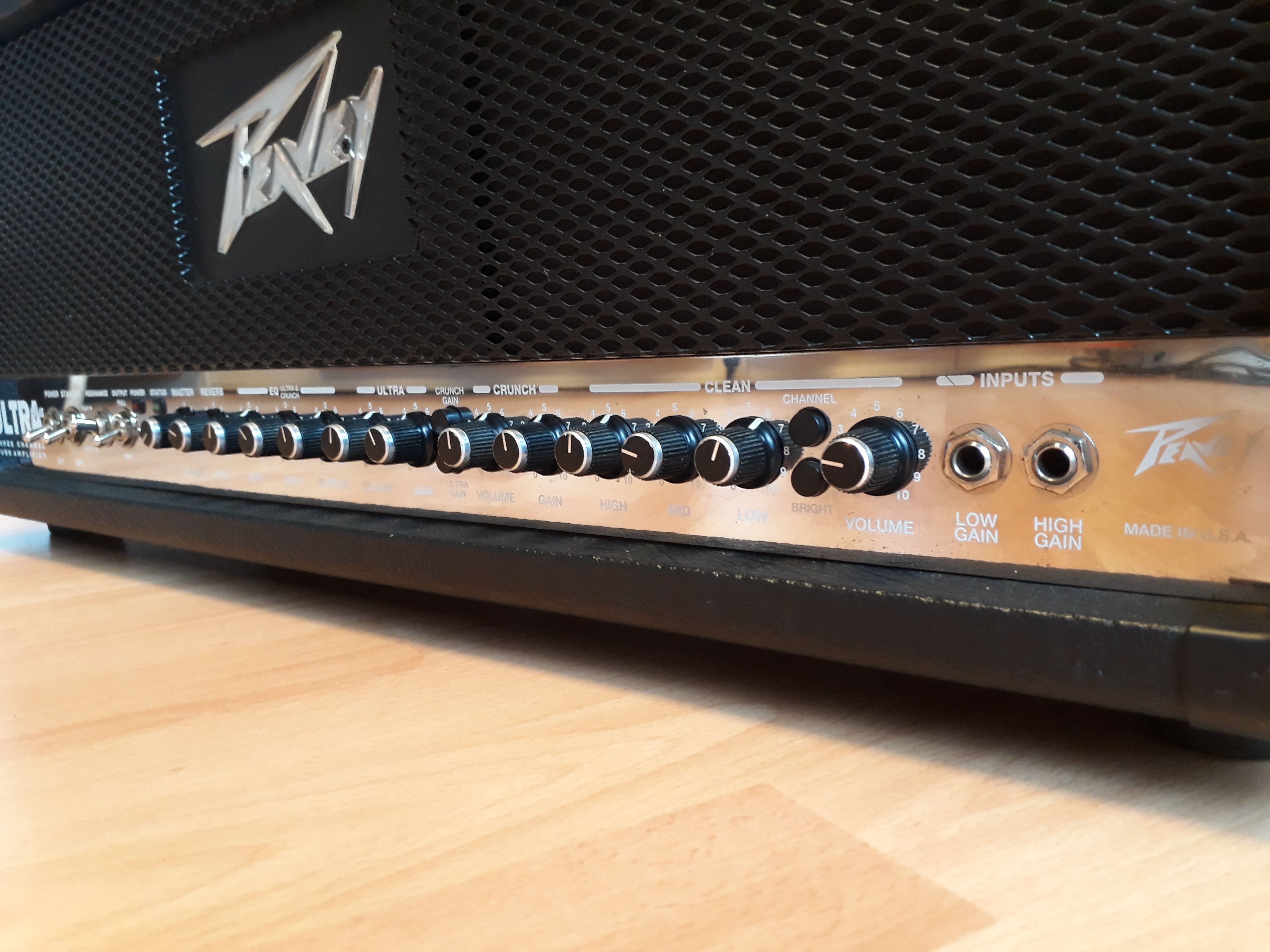 Peavey Ultra Plus Head Audiofanzine