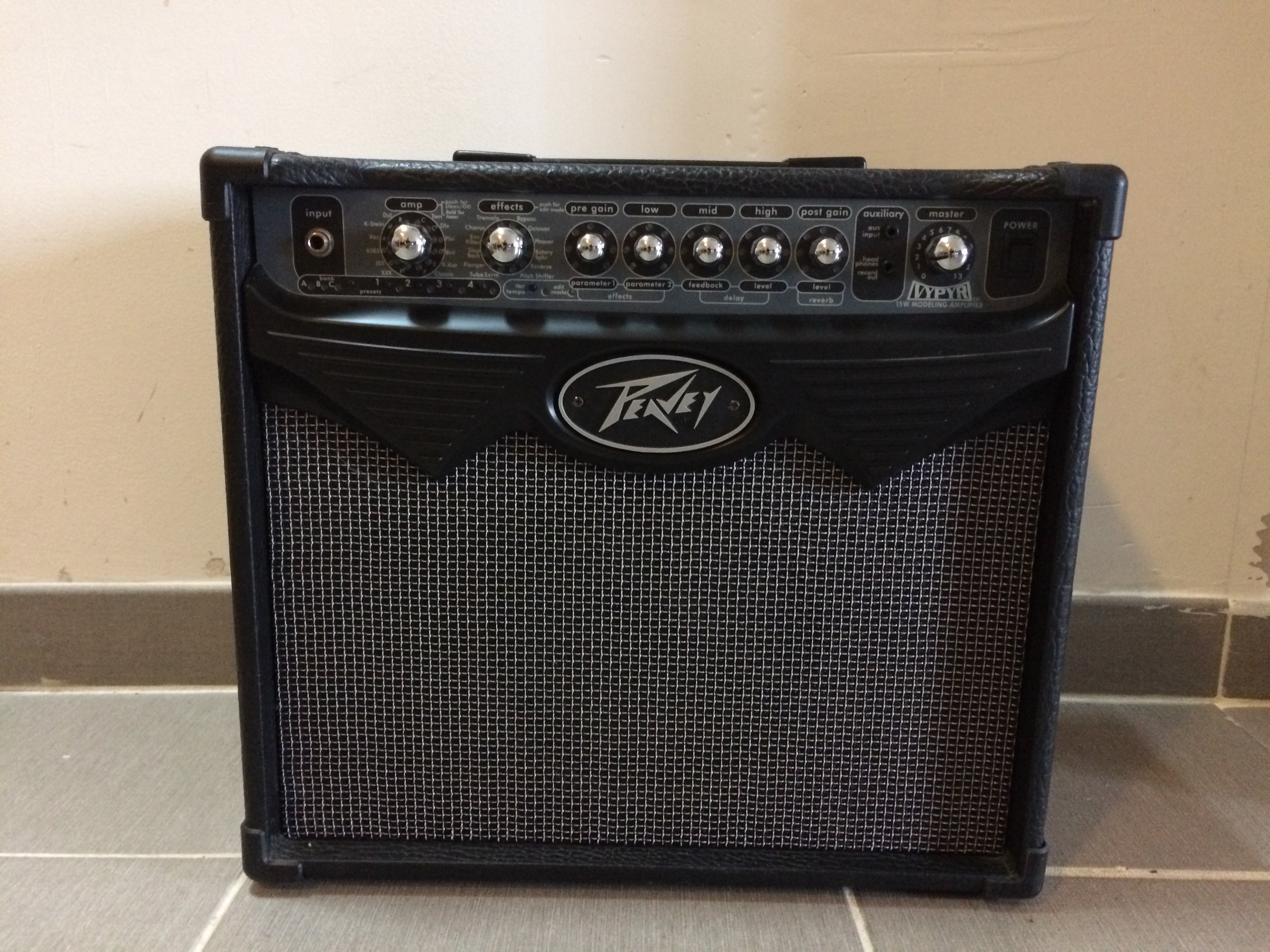 VYPYR 15 Peavey Vypyr 15 Audiofanzine