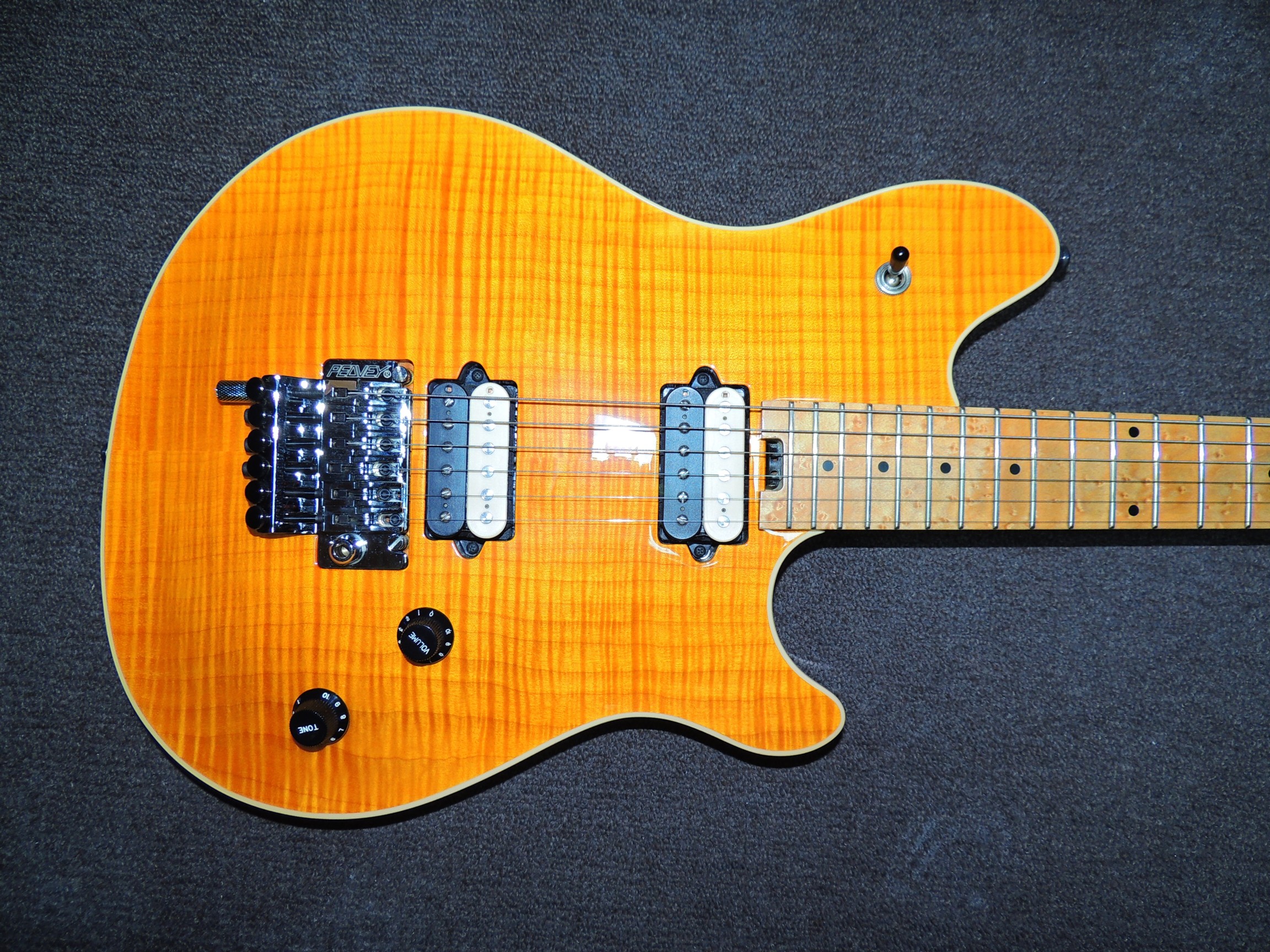 Peavey Wolfgang Standard image (761043) Audiofanzine
