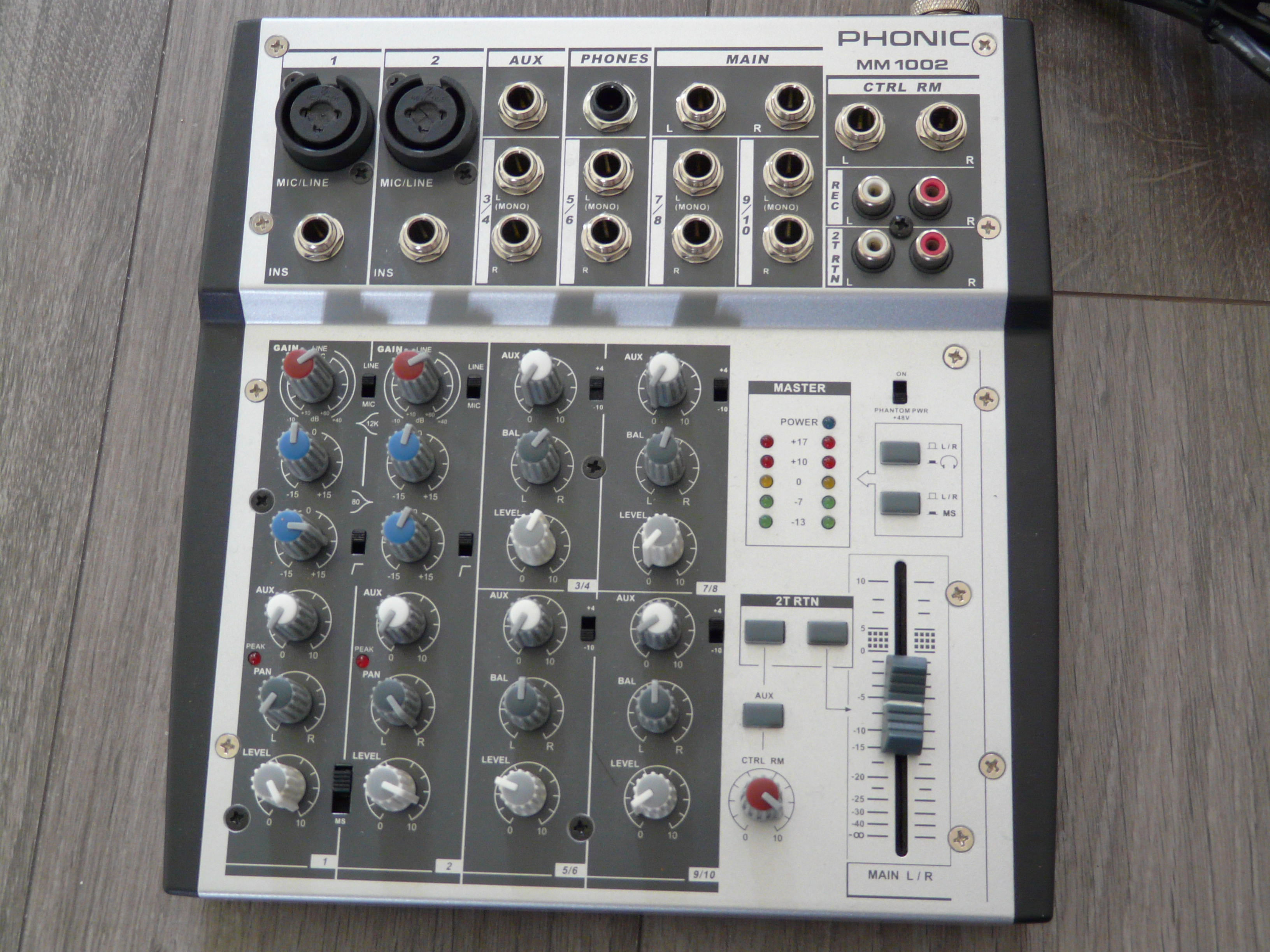 Phonic MM1202 image (#423305) - Audiofanzine