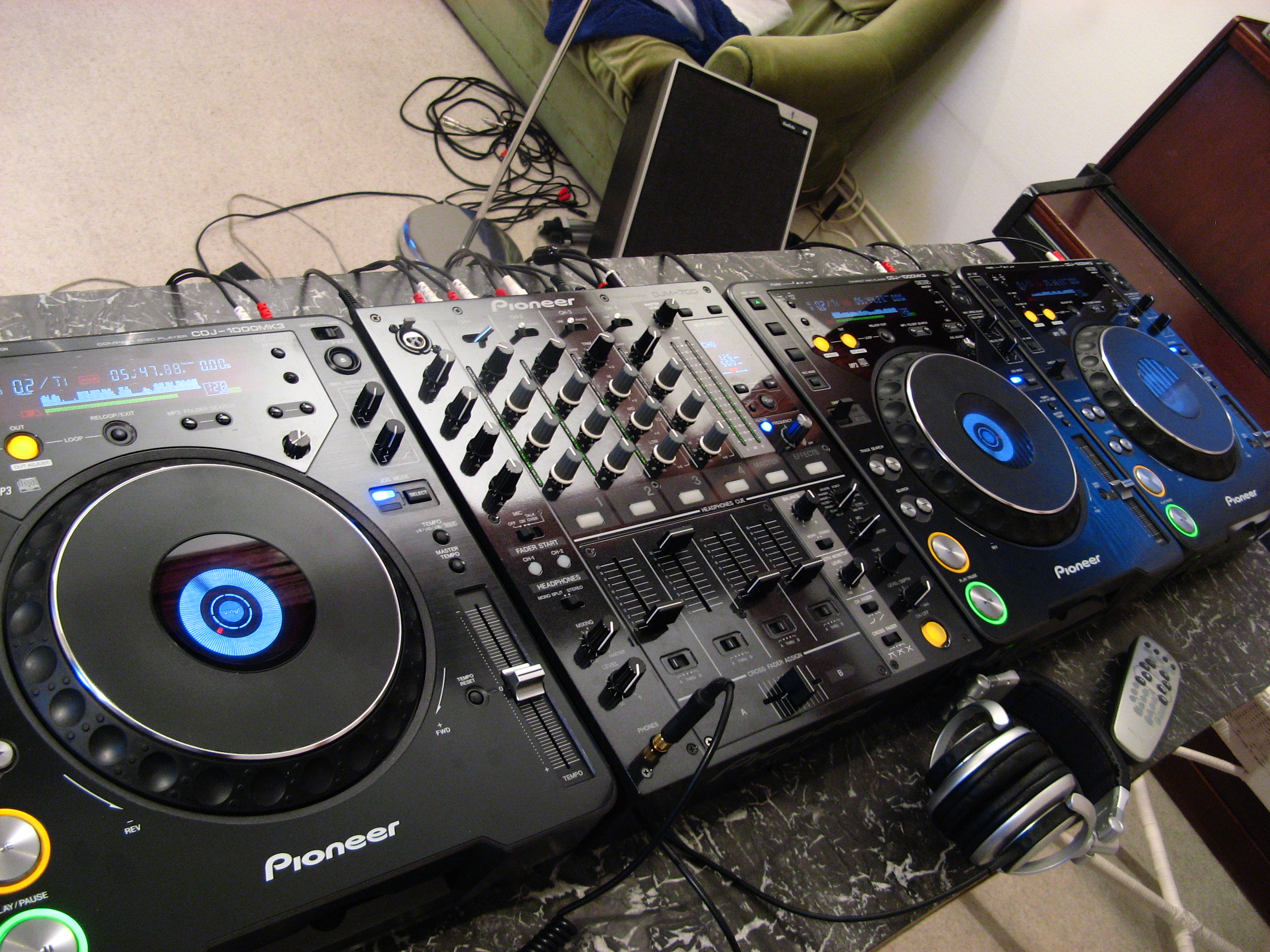 Cex Cdj 1000