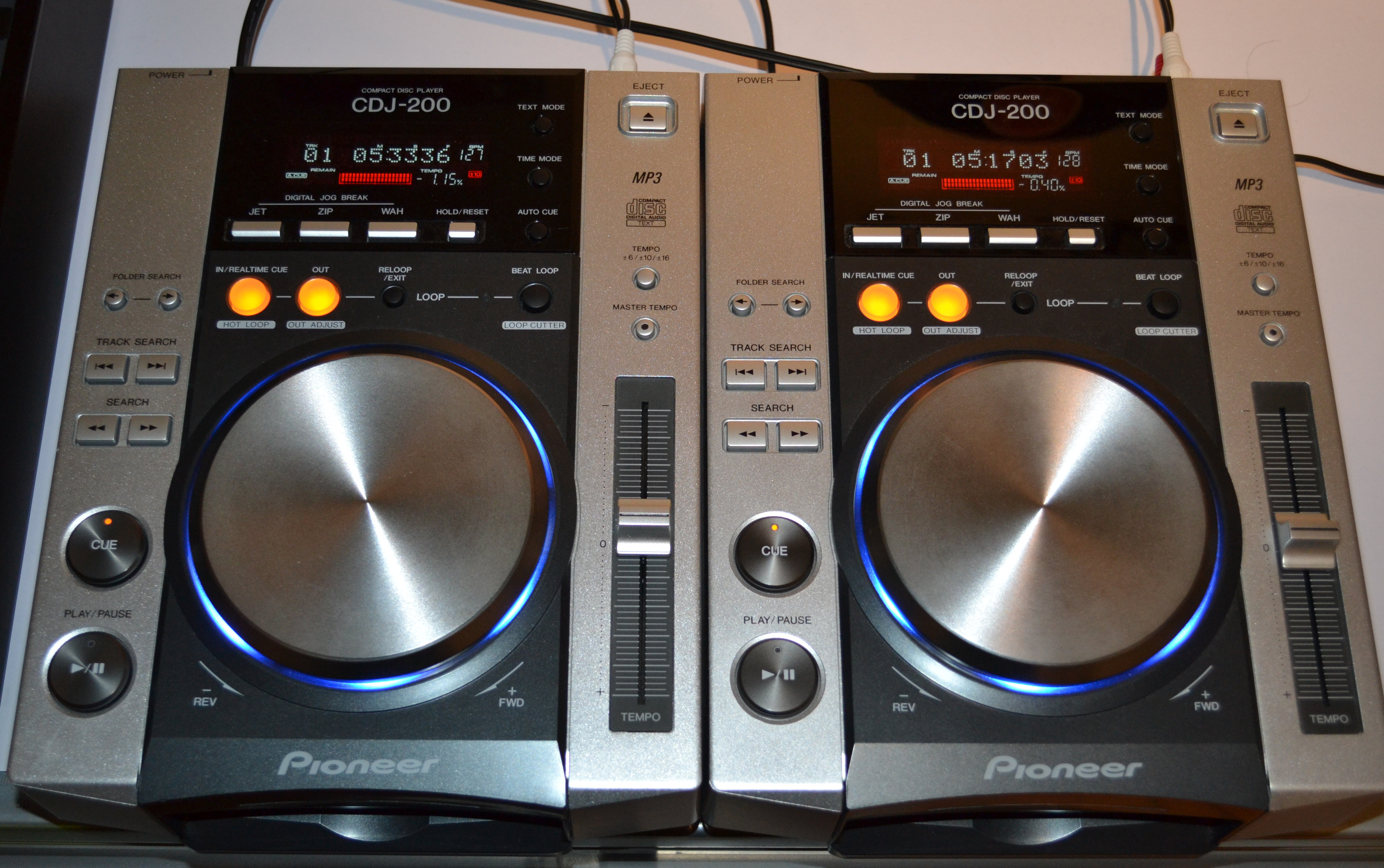 Как pioneer cdj 200 подключение к компьютеру