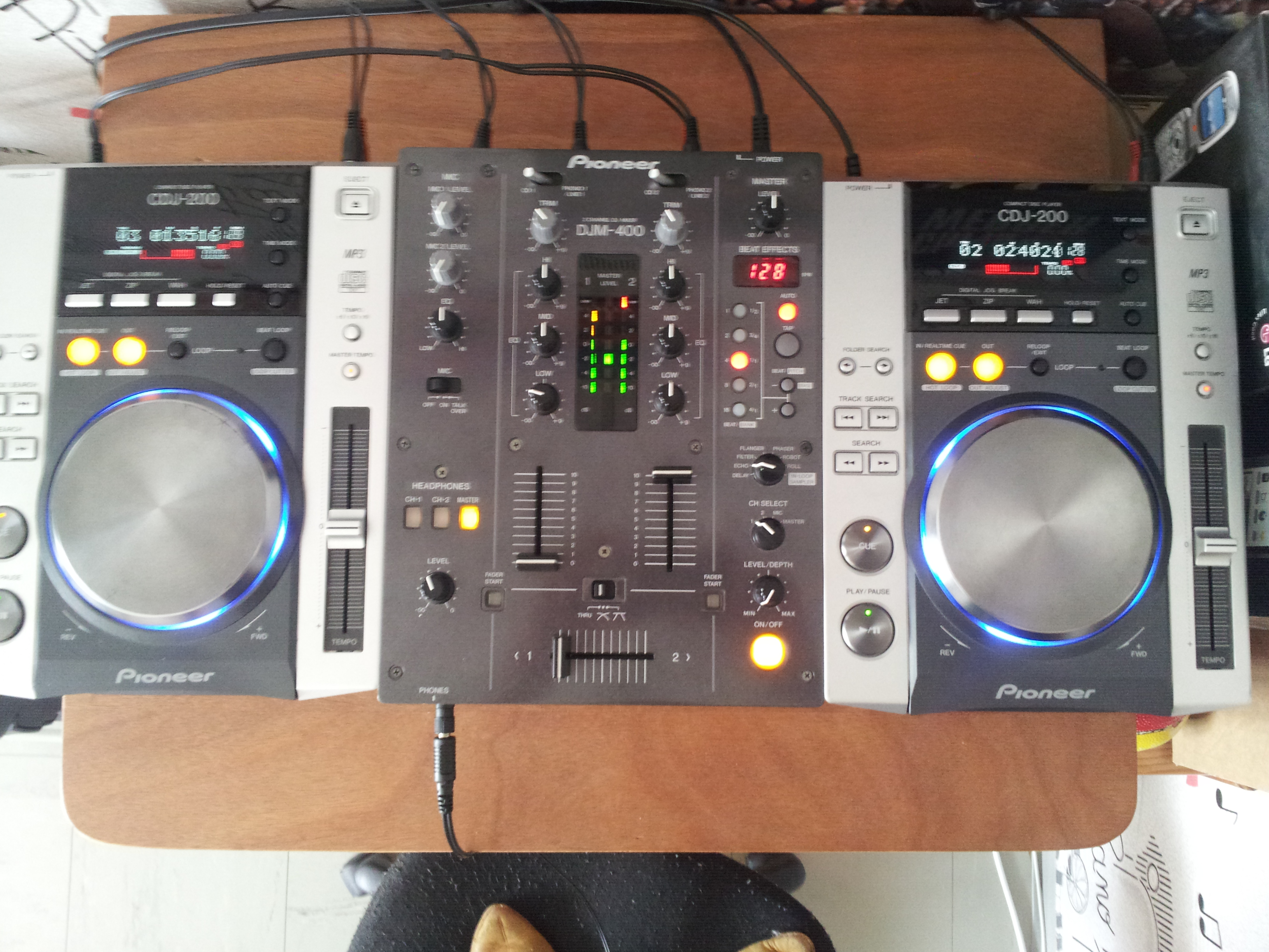 cdj 200