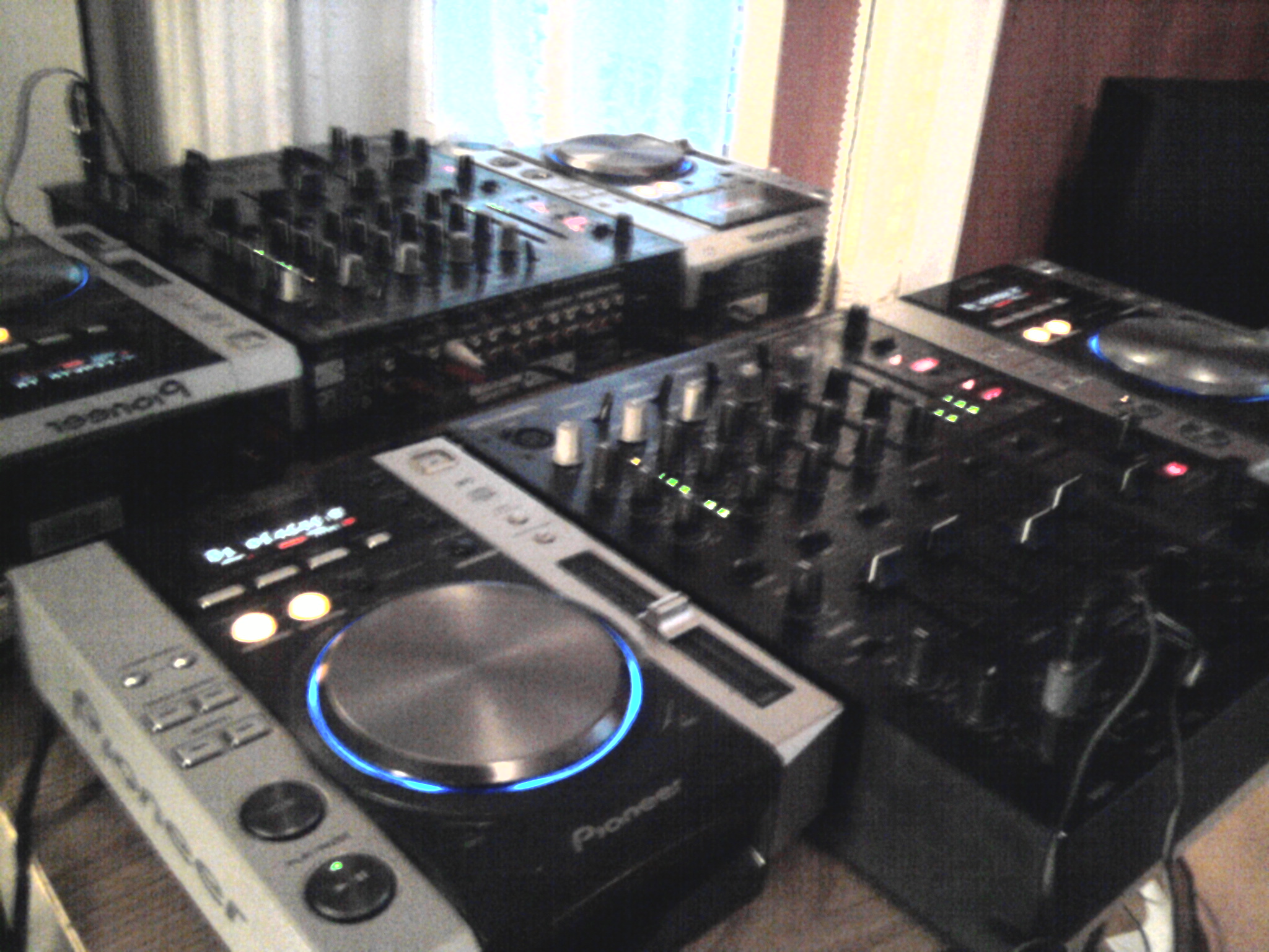 cdj 200