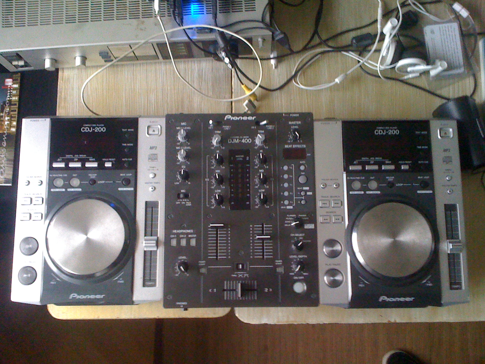 cdj 200