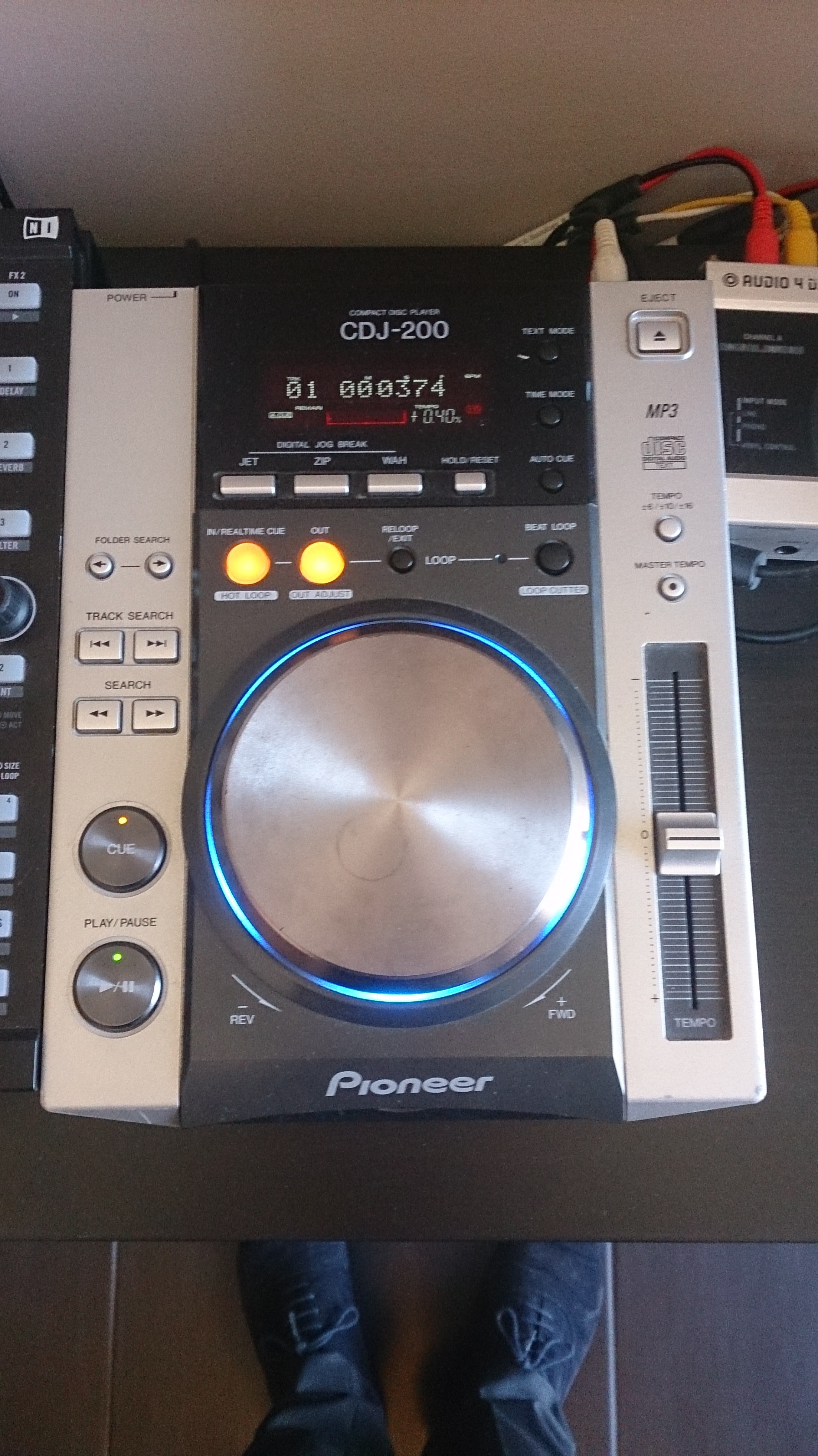 cdj 200