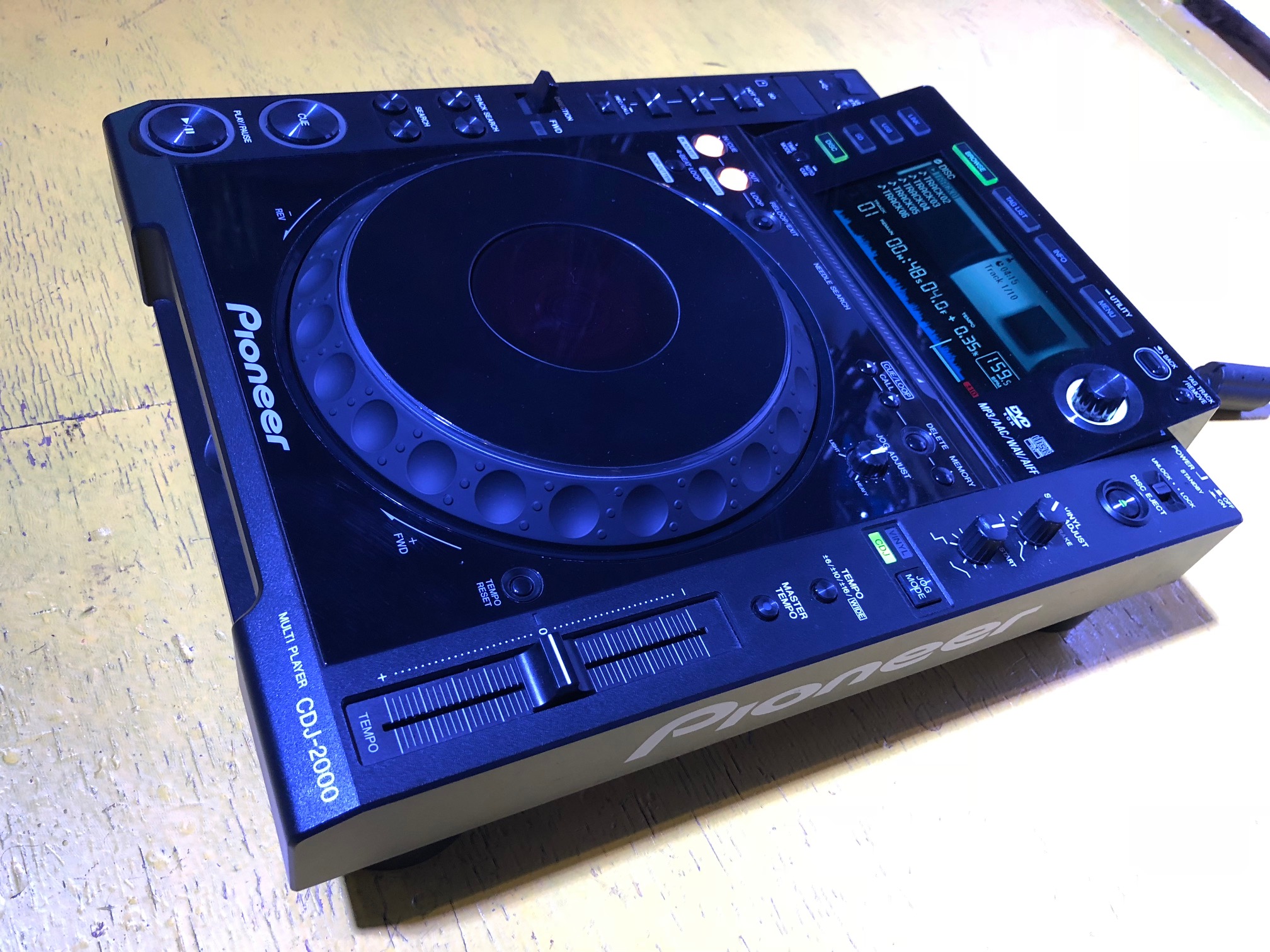 Pioneer cdj 2000 не читает флешку