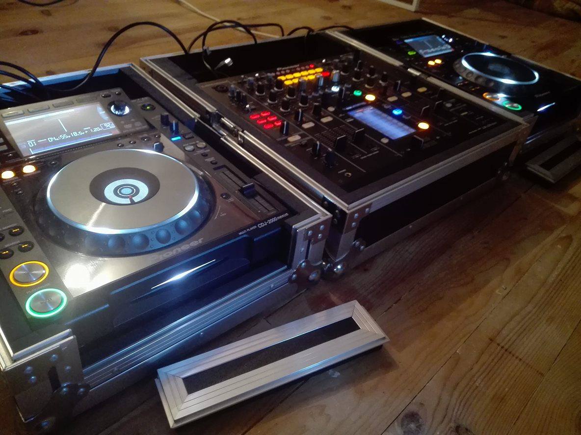 pioneer cdj 2000 reviews