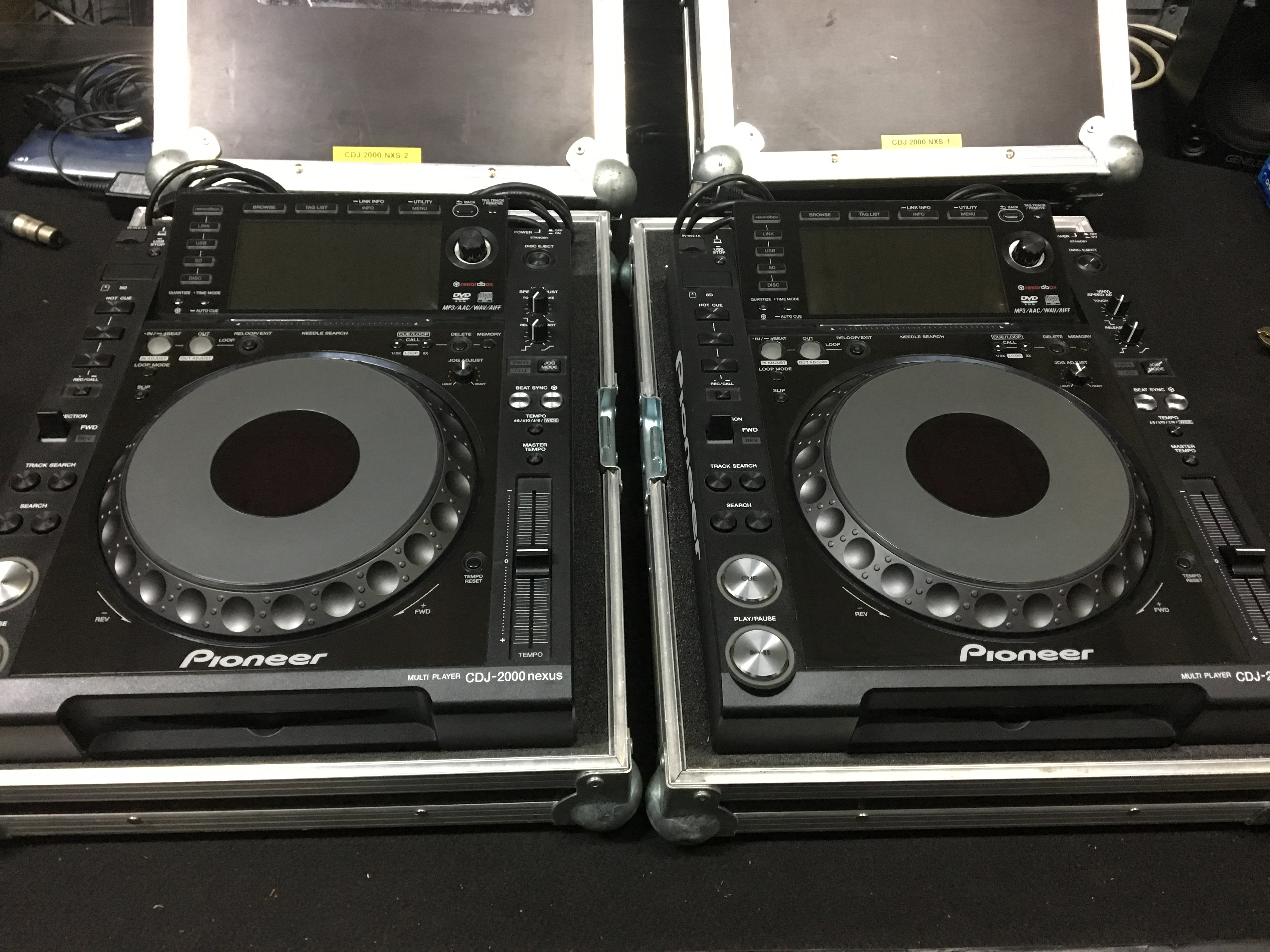 Pioneer cdj 2000 не читает флешку