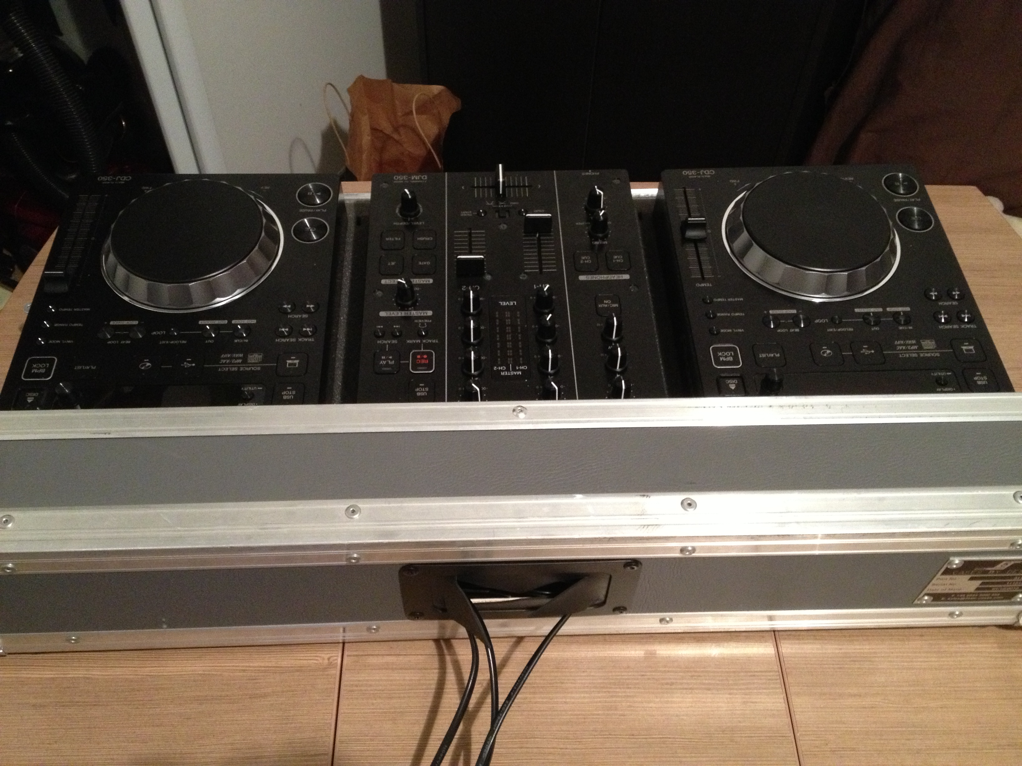 Photo Pioneer CDJ350 Pioneer CDJ350 (39046) (724283) Audiofanzine