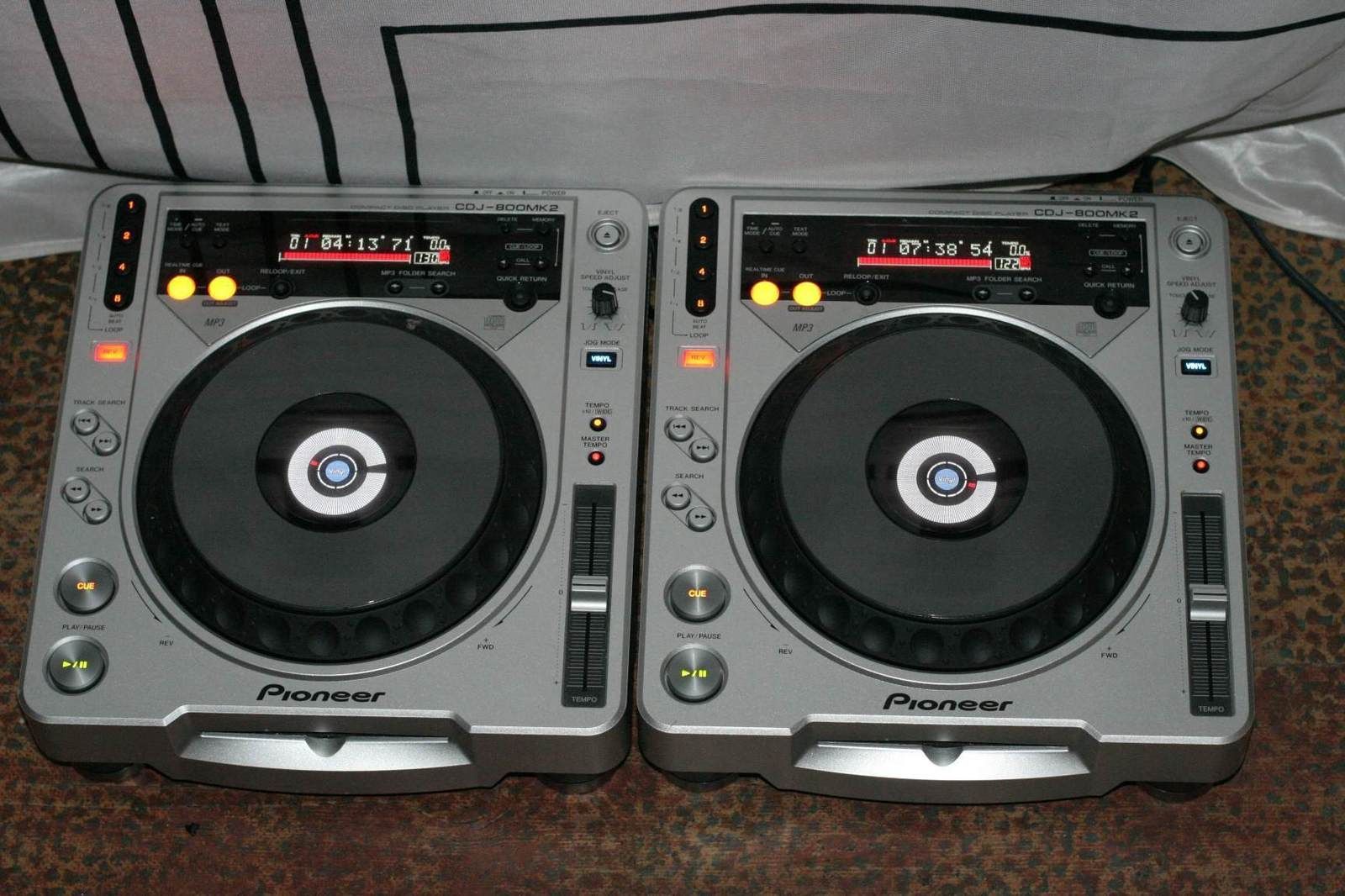 お家時間☆Pioneer CDJ-800MK2(09年)2台セット赤白ケーブル付 - DJ機器