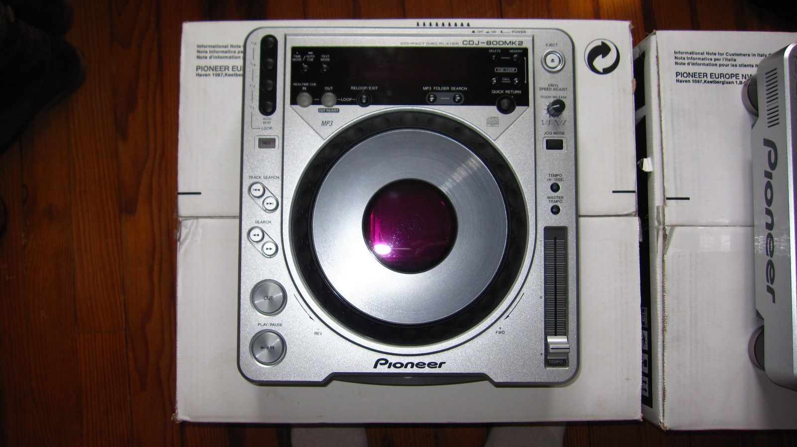 Photo Pioneer CDJ-800 MK2 : Pioneer CDJ-800MK2 (#199721) - Audiofanzine