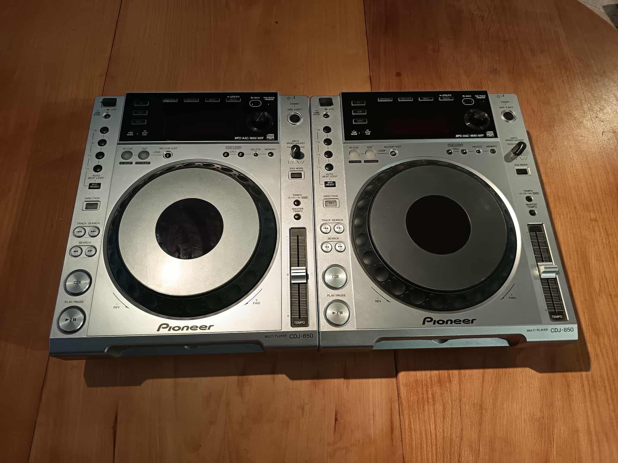 CDJ-850 - Pioneer CDJ-850 - Audiofanzine