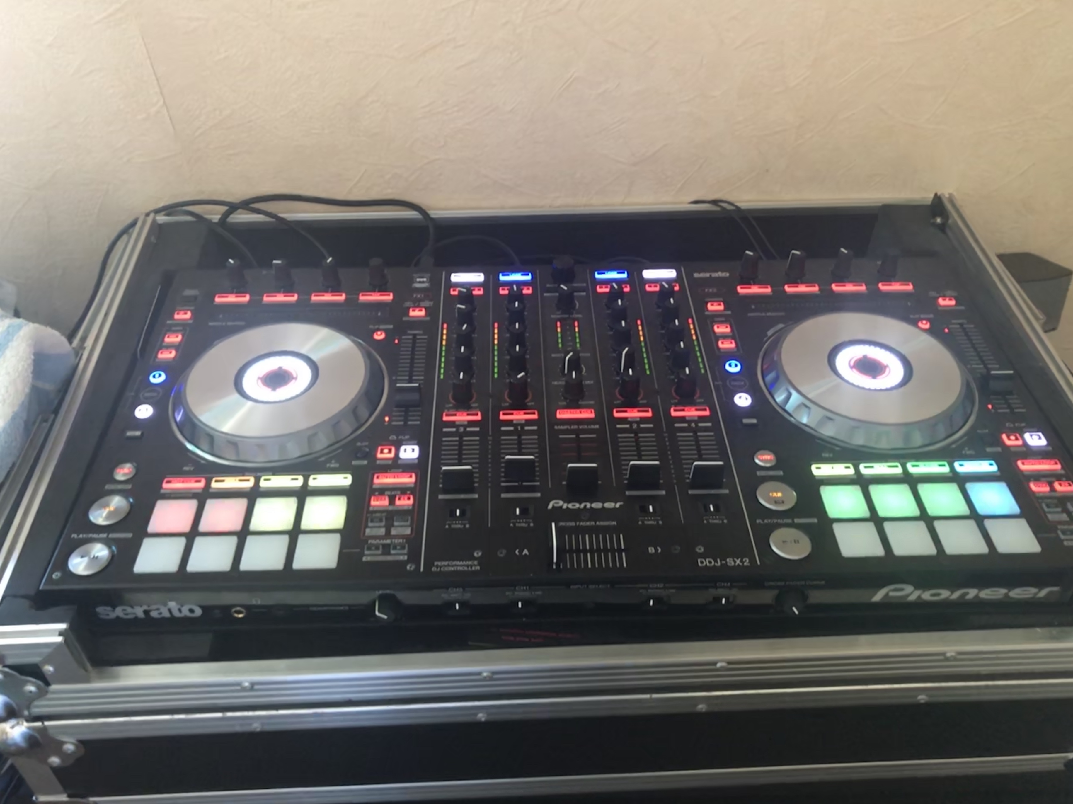 Photo Pioneer DDJSX2 1973F10B 4424 4CD8 AE98 F1E3B1F76540 (1924818