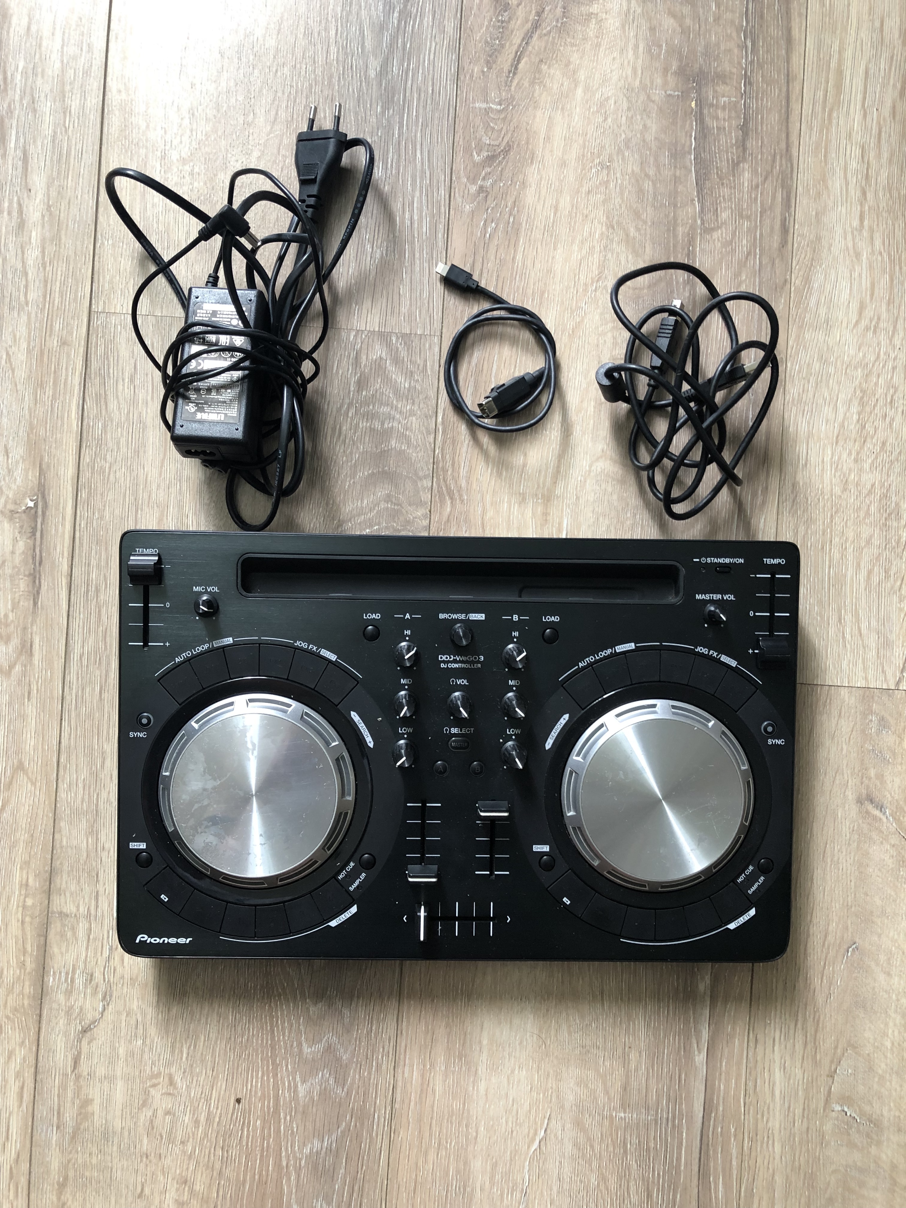 CONTROLADORA DJ DDJ PIONEER WEGO3 - Lo Music