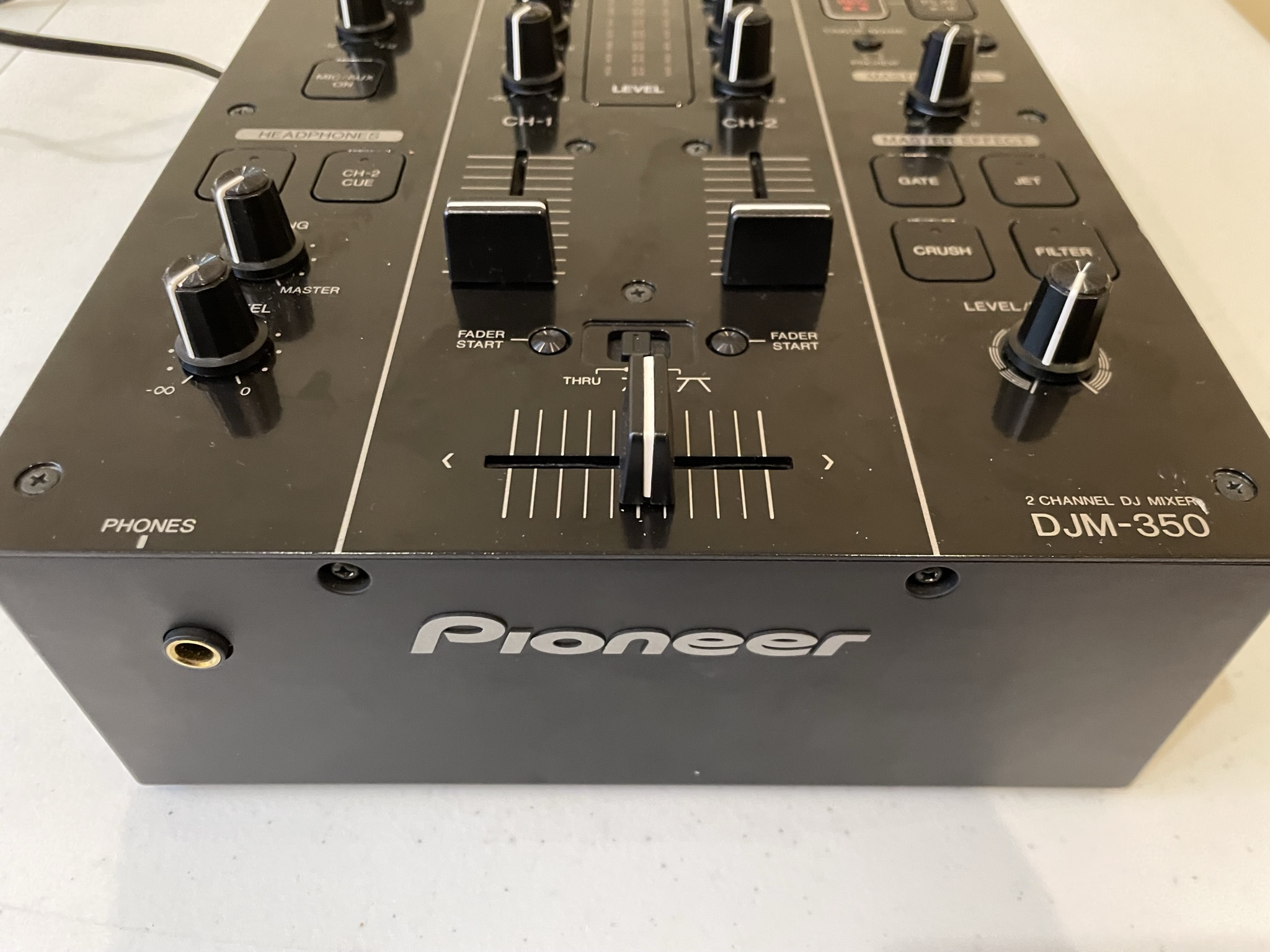DJM350 Pioneer DJM350 Audiofanzine