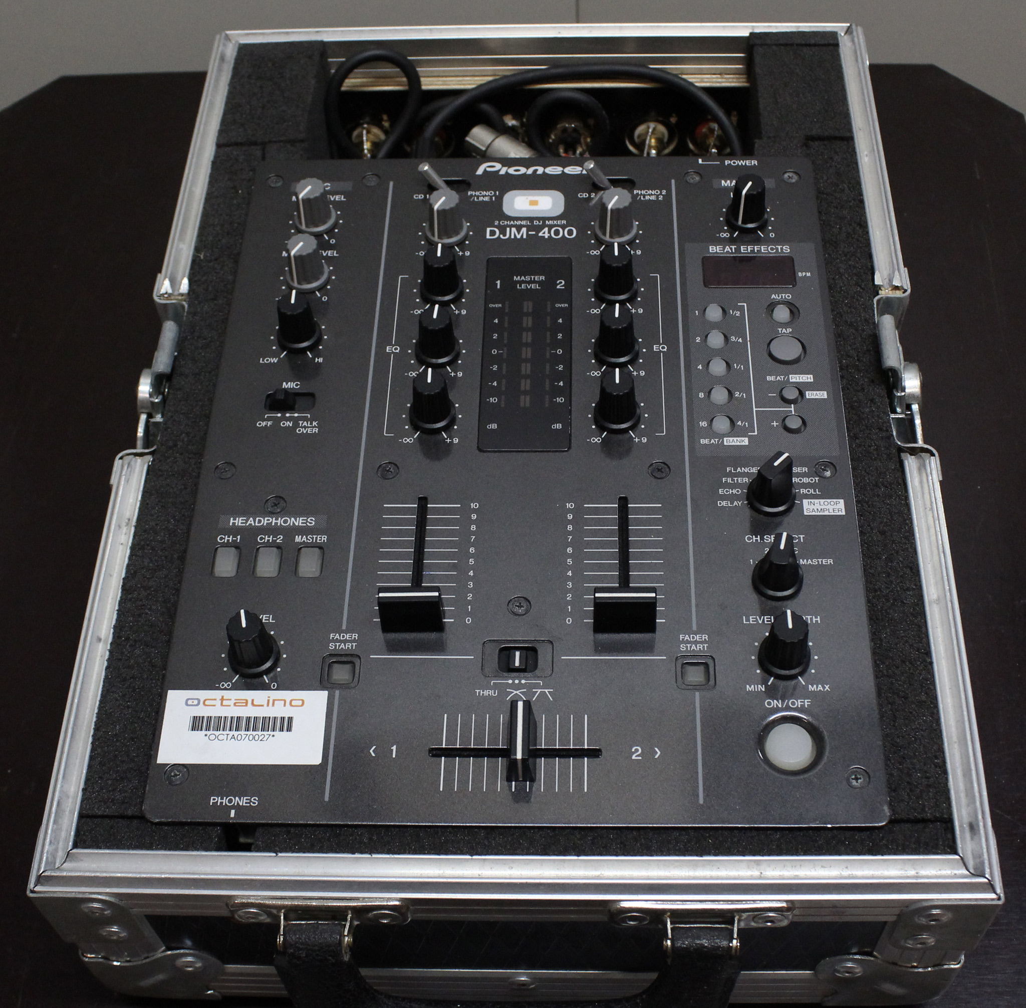 Photo Pioneer DJM-400 : Pioneer DJM-400 (44586) (#1084924) - Audiofanzine