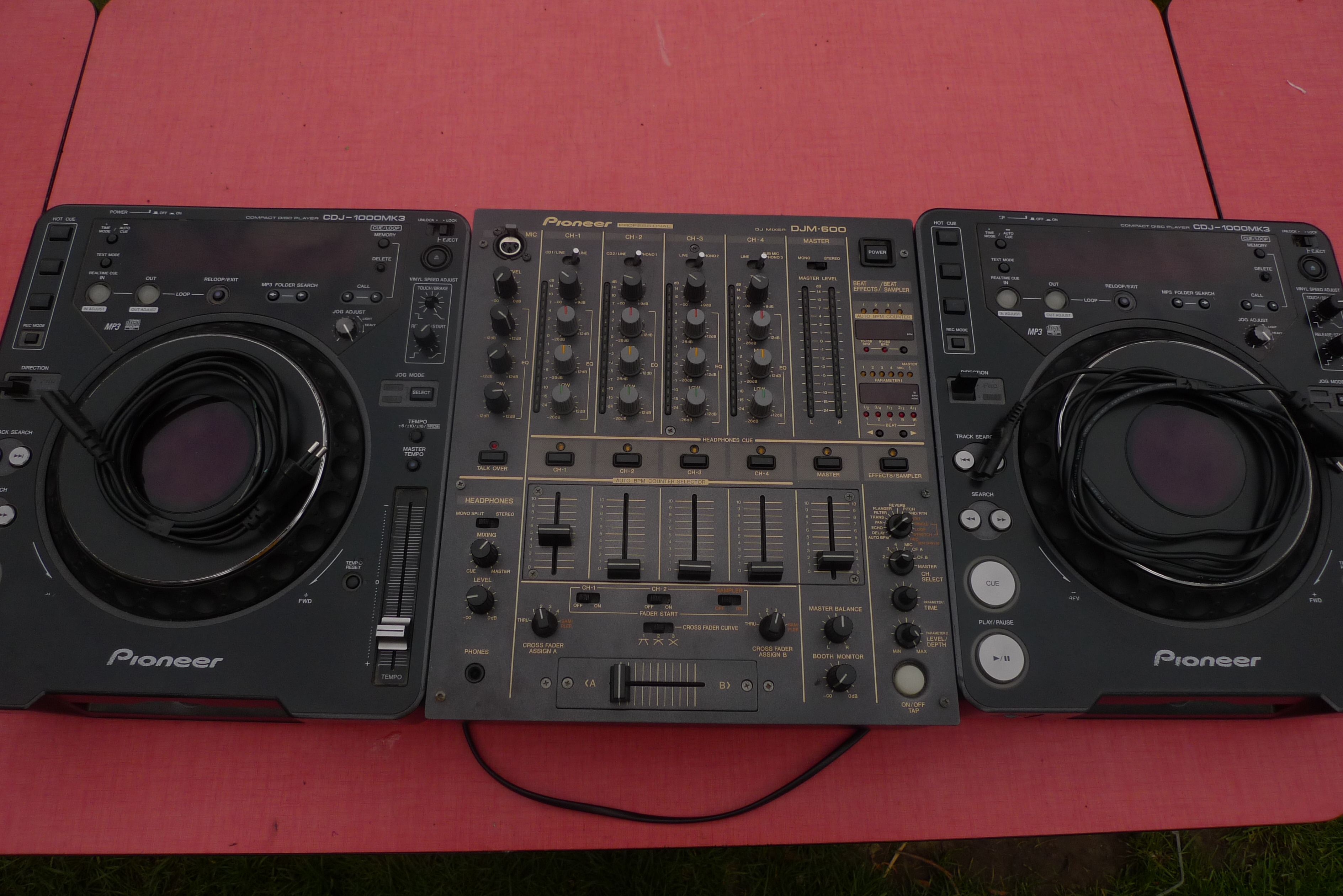 Photo Pioneer DJM600 Pioneer DJM600 (70311) (1450367) Audiofanzine