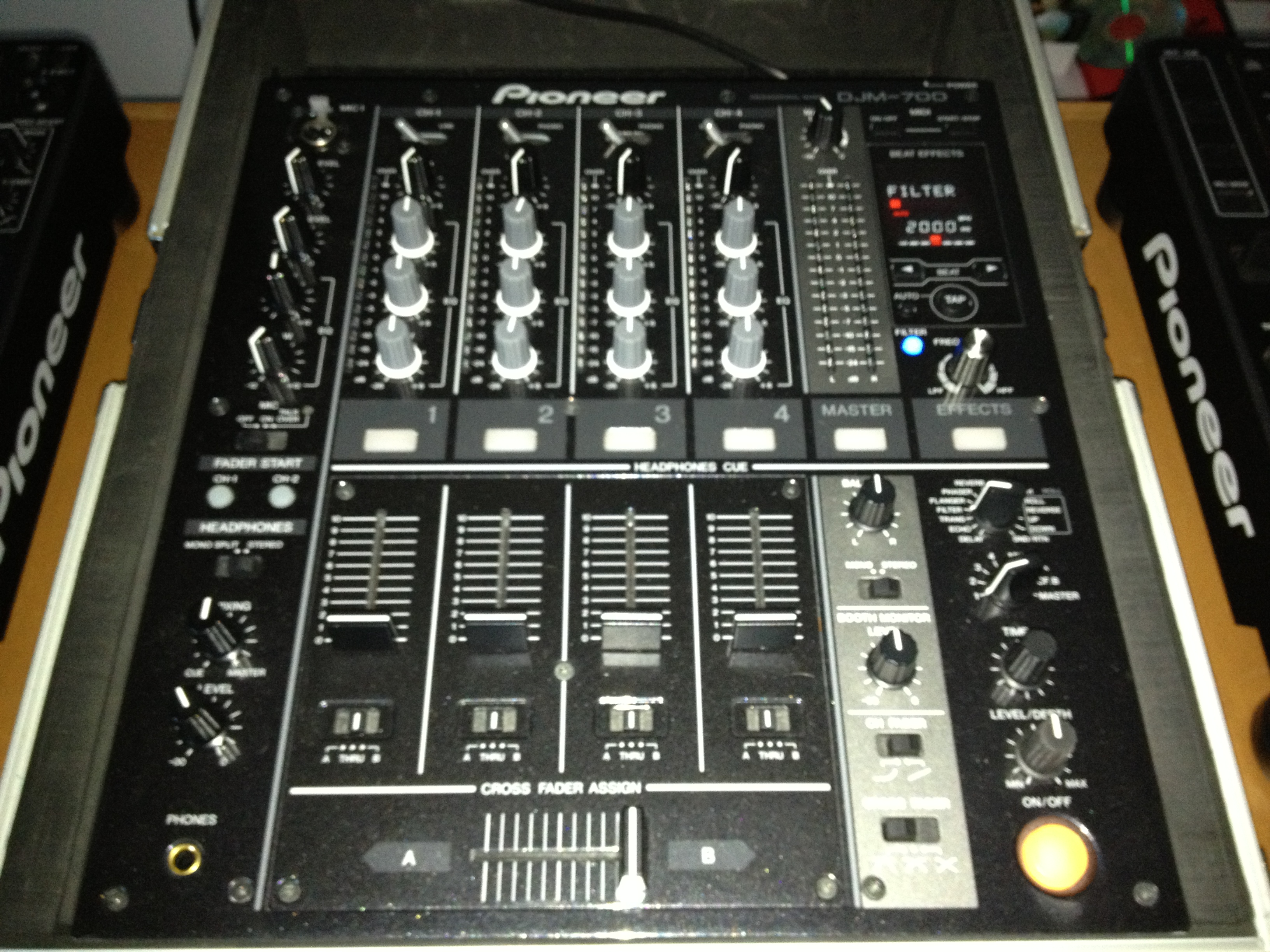 pioneer djm 700