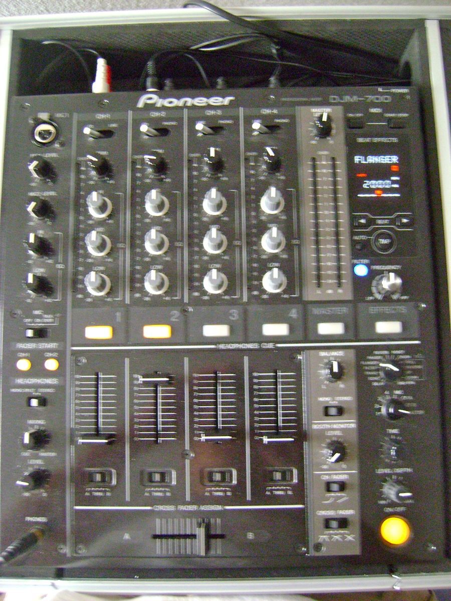 pioneer djm 700
