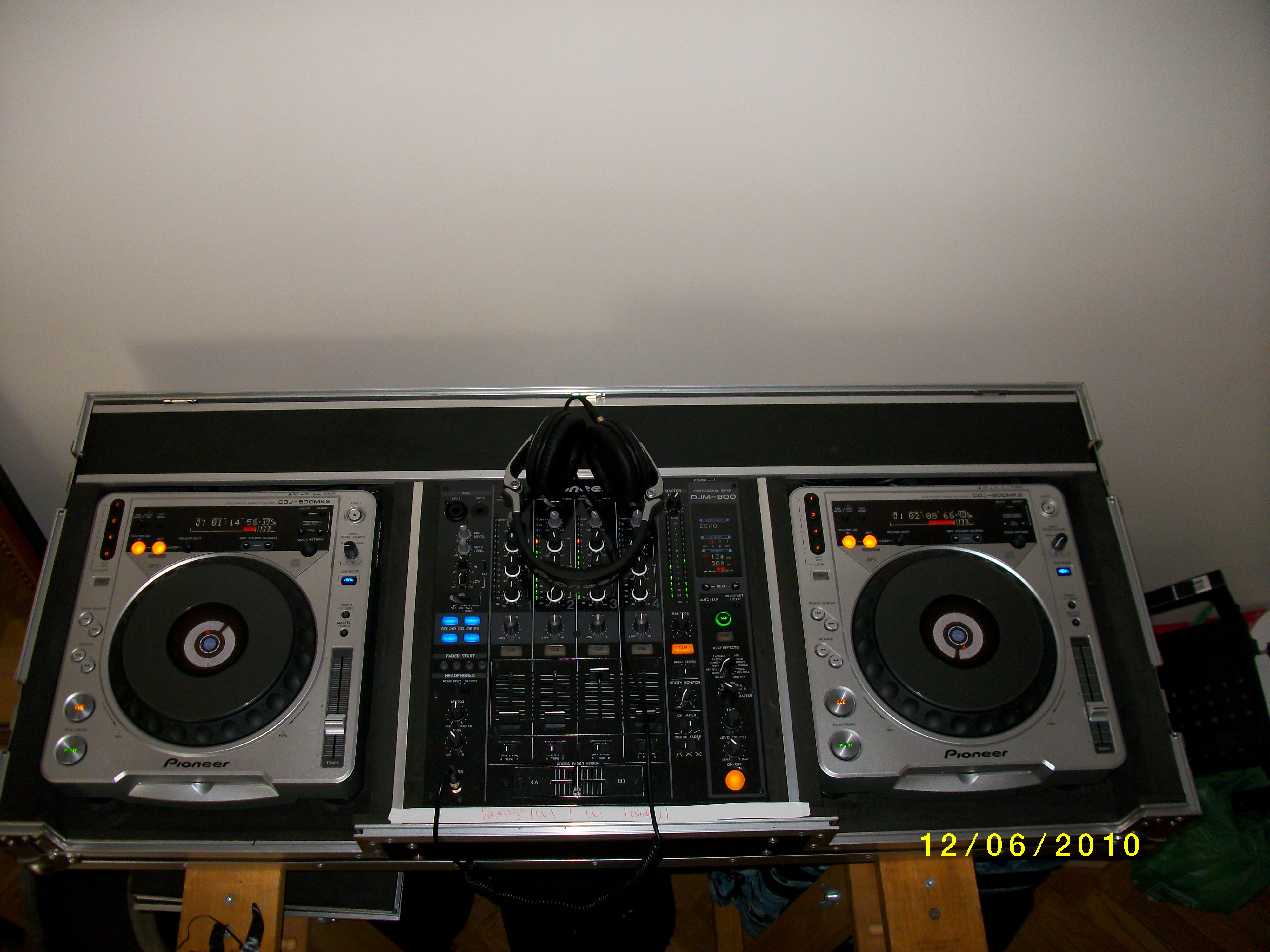 djm 800