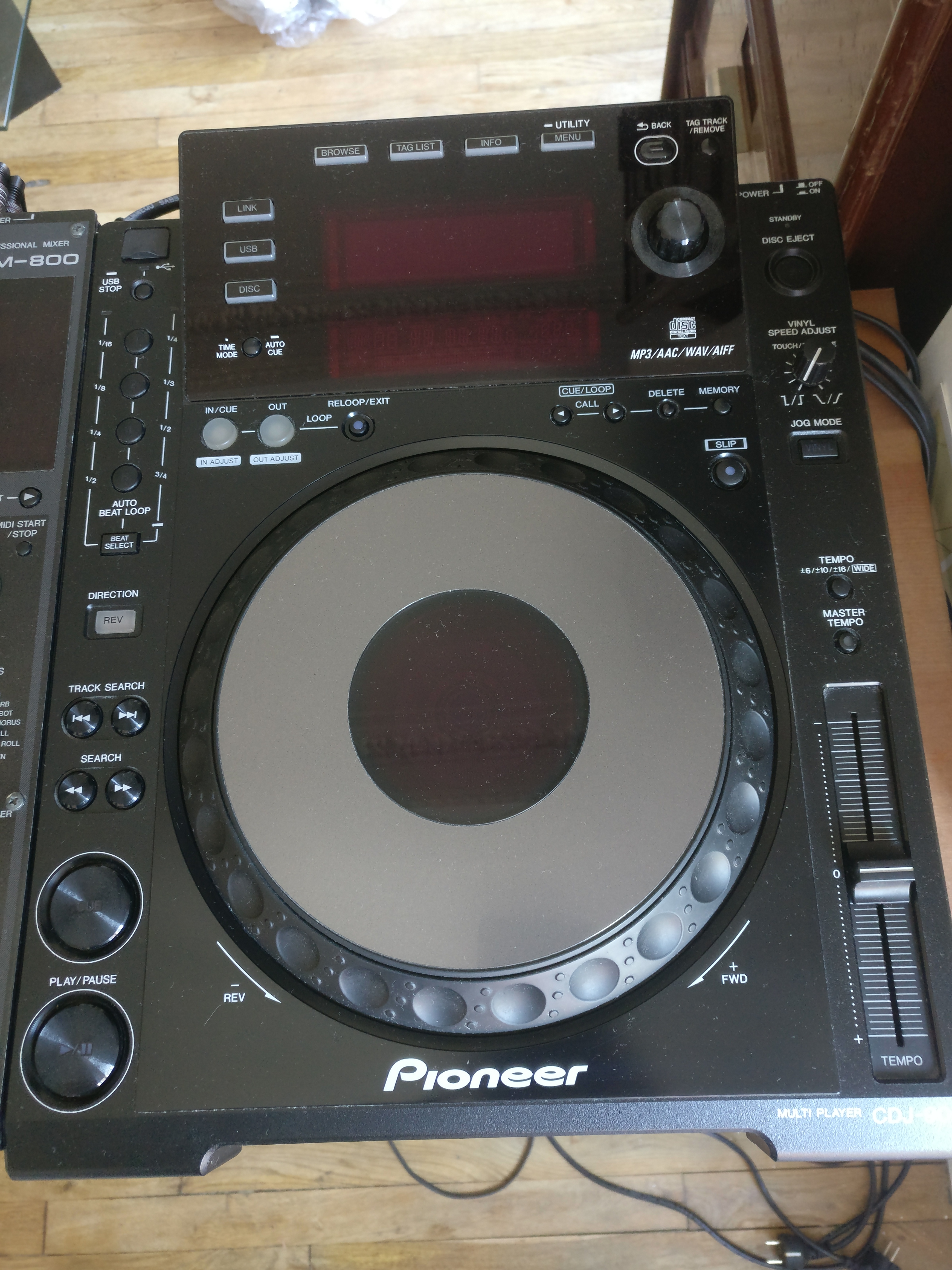 Djm 800 Pioneer Djm 800 Audiofanzine