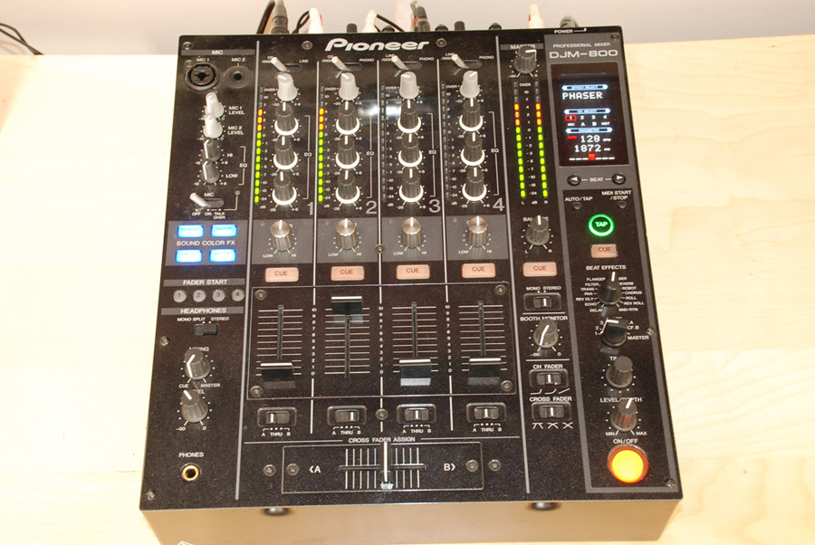 Photo Pioneer Djm 800 Pioneer Djm 800 99266 Audiofanzine