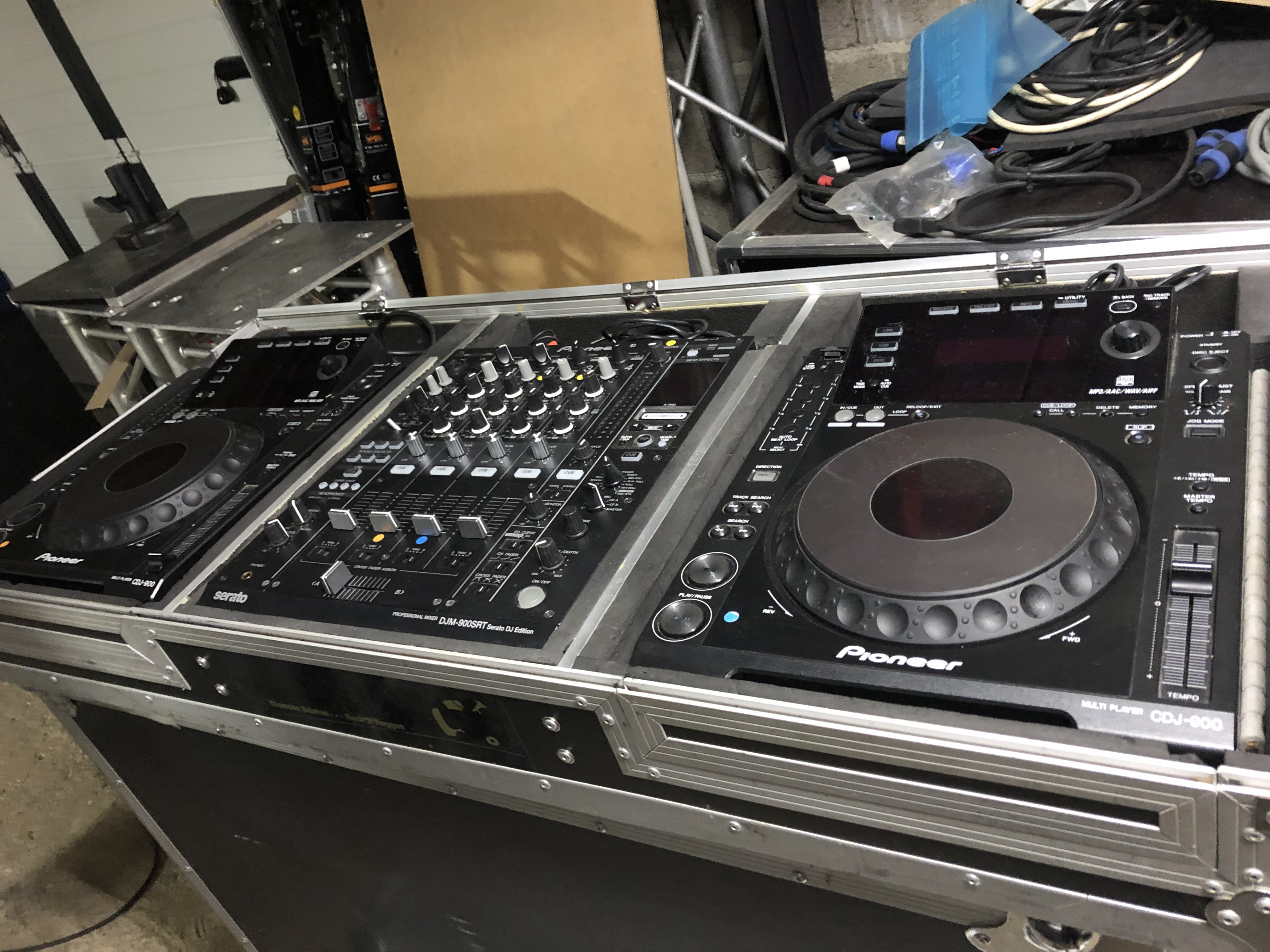 DJM-900SRT (archived) 4-channel mixer for Serato DJ Pro