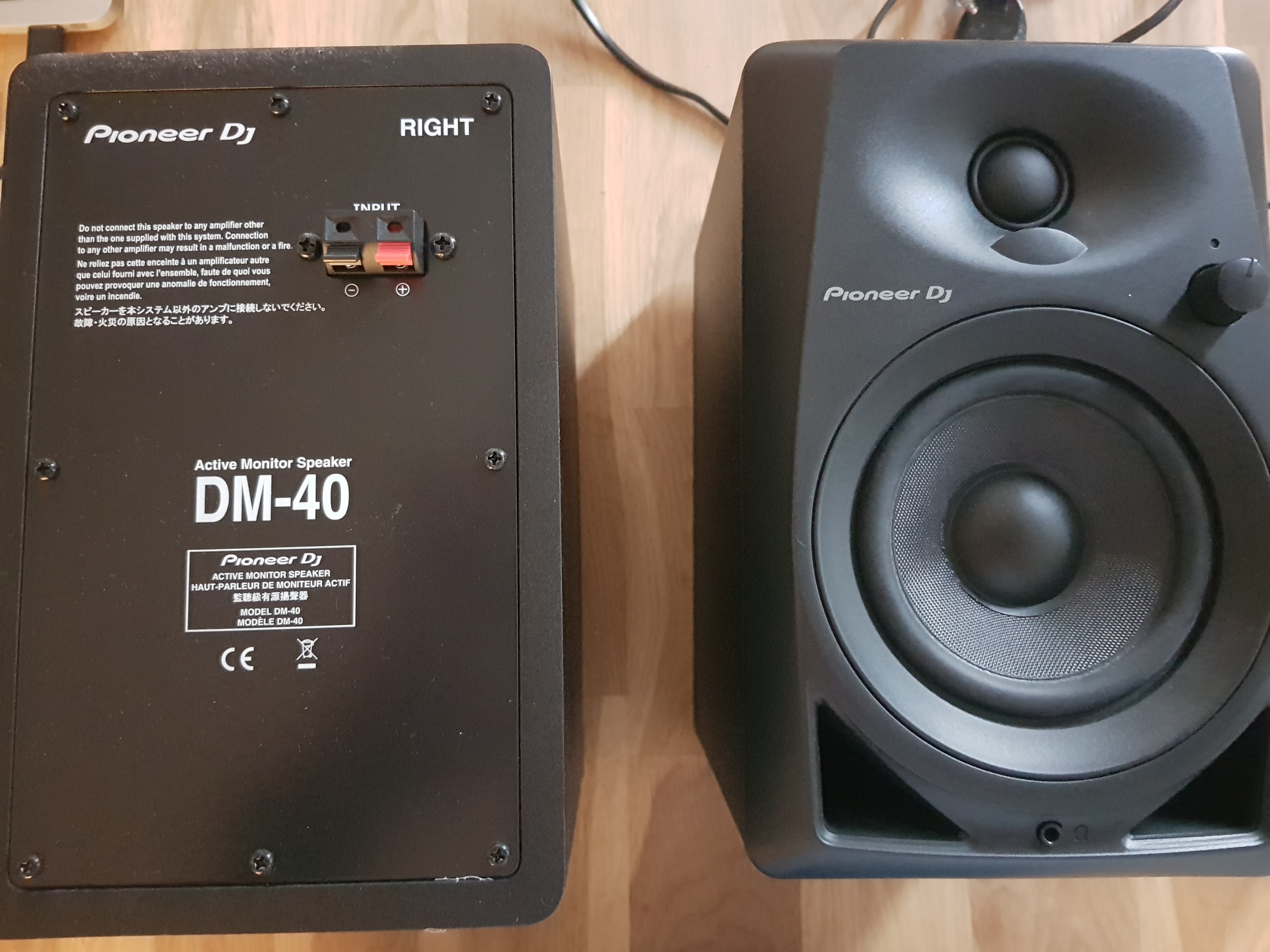DM-40 - Pioneer DM-40 - Audiofanzine