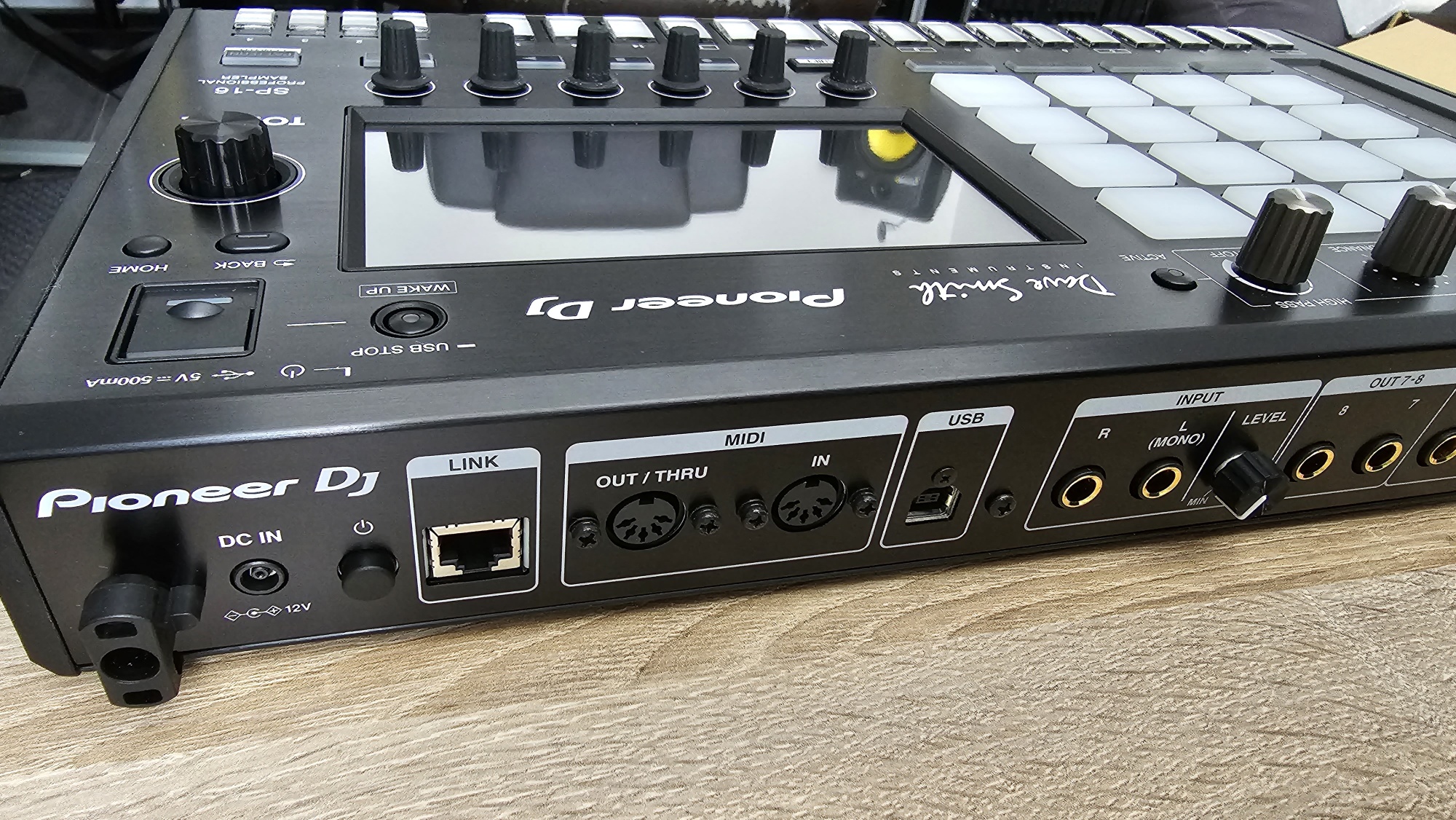 Toraiz SP16 Pioneer Toraiz SP16 Audiofanzine