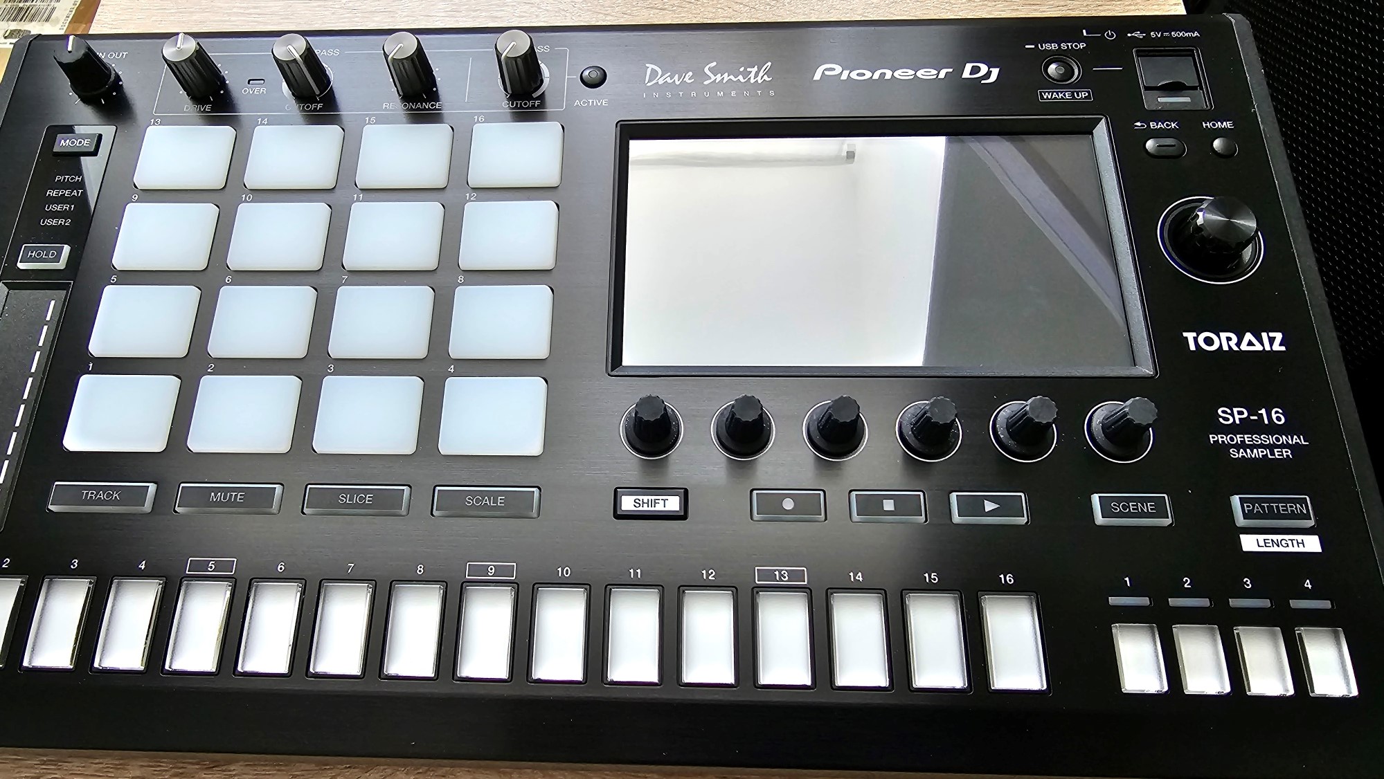 Toraiz SP16 Pioneer Toraiz SP16 Audiofanzine