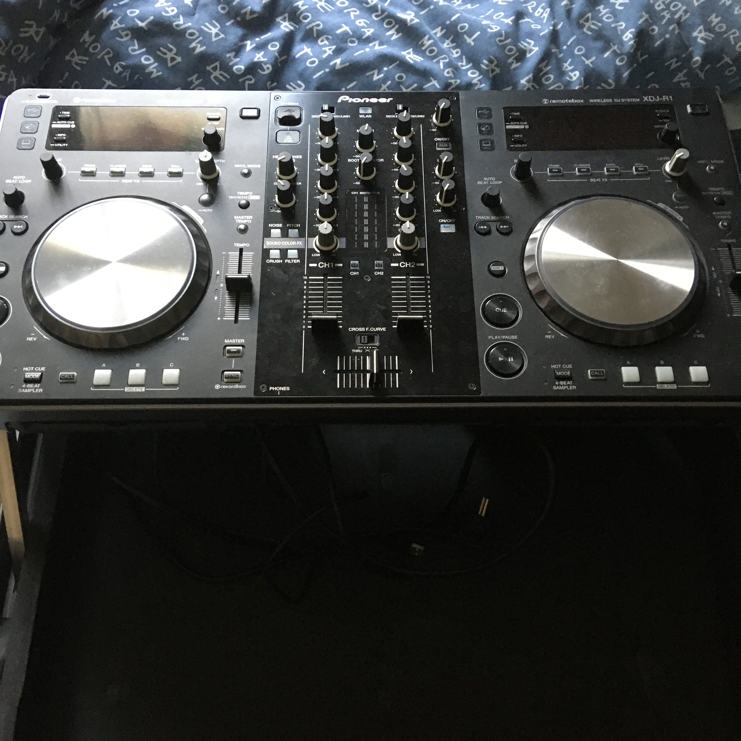 xdj r1