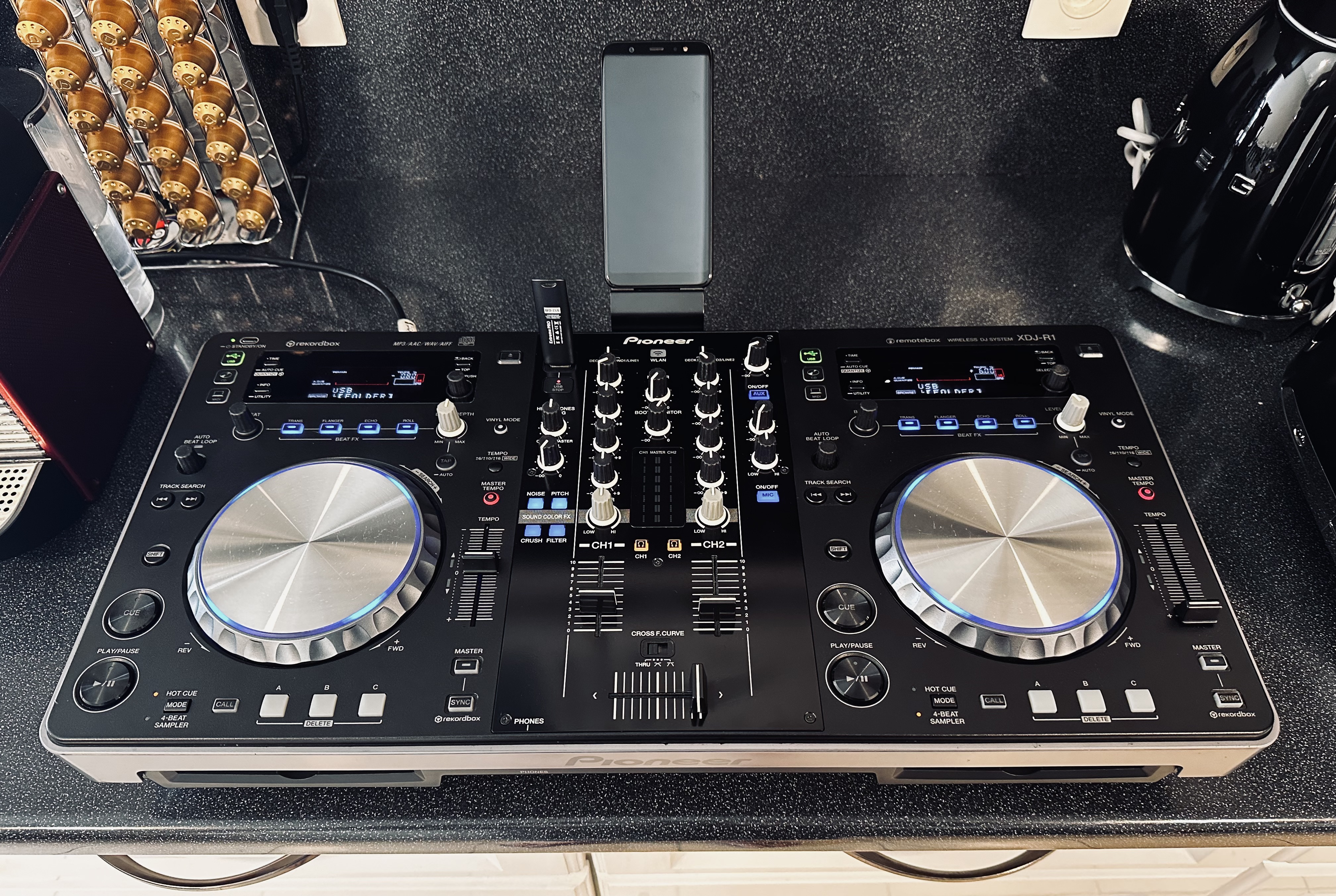 XDJ-R1 - Pioneer XDJ-R1 - Audiofanzine