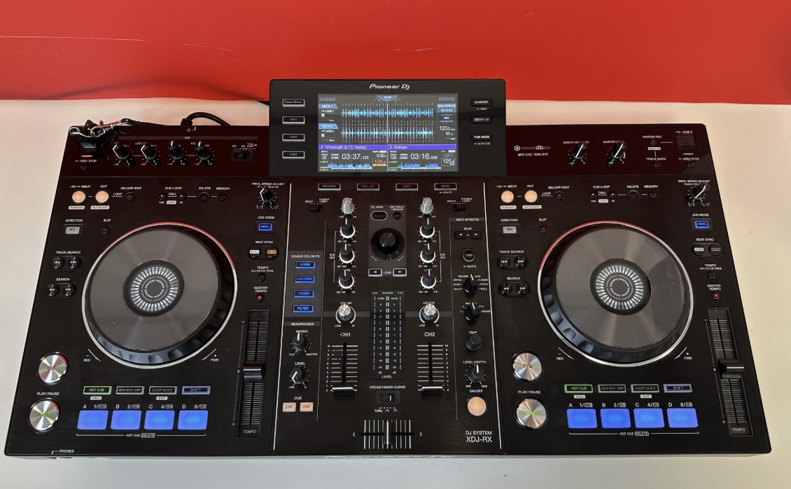 DJ機材 Pioneer XDJ-RX Amazon.com: Pioneer DJ DJ Controller, 8.50 x 32.36 x 19.80