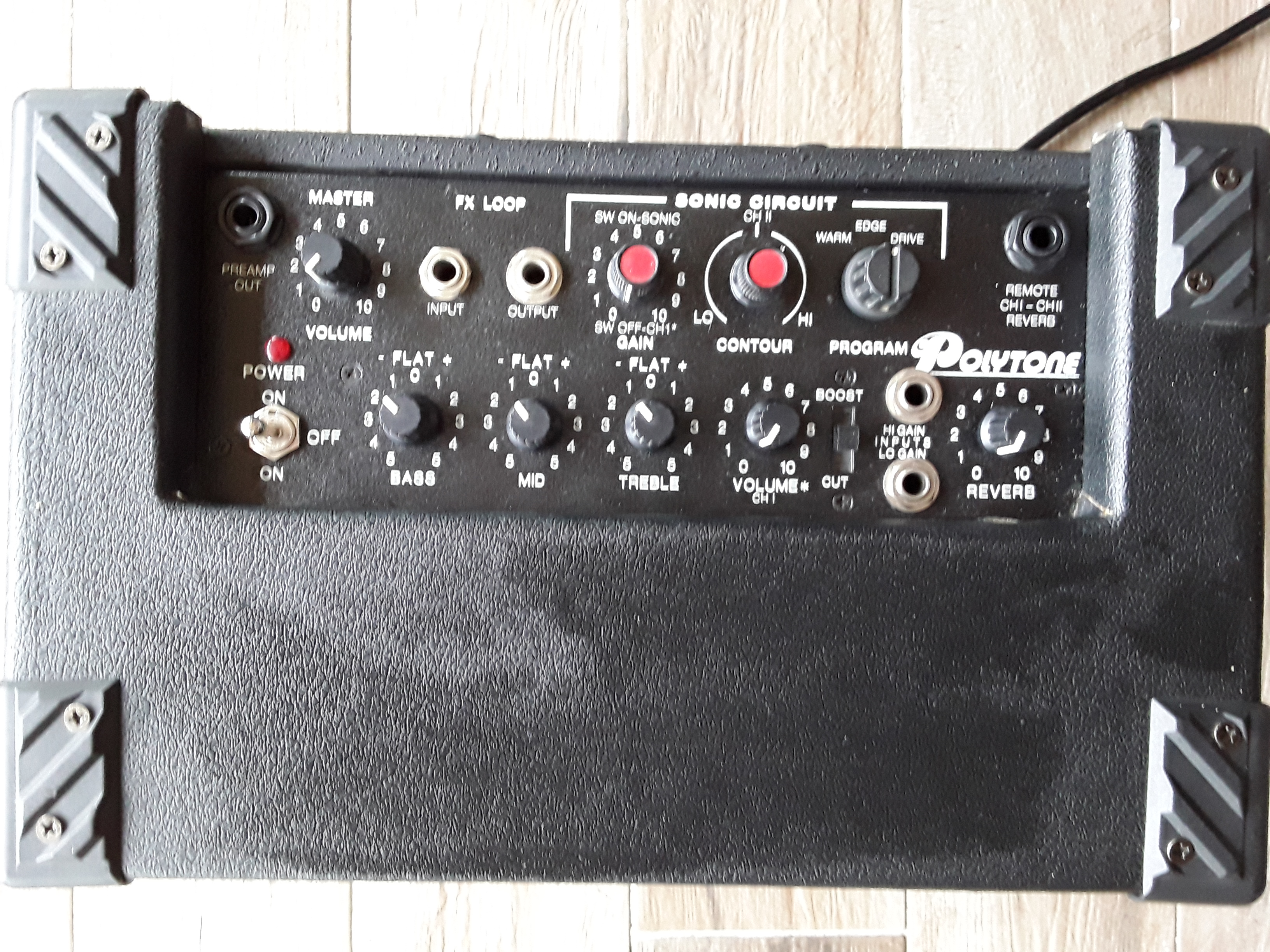 Mega Brute Polytone Mega Brute Audiofanzine