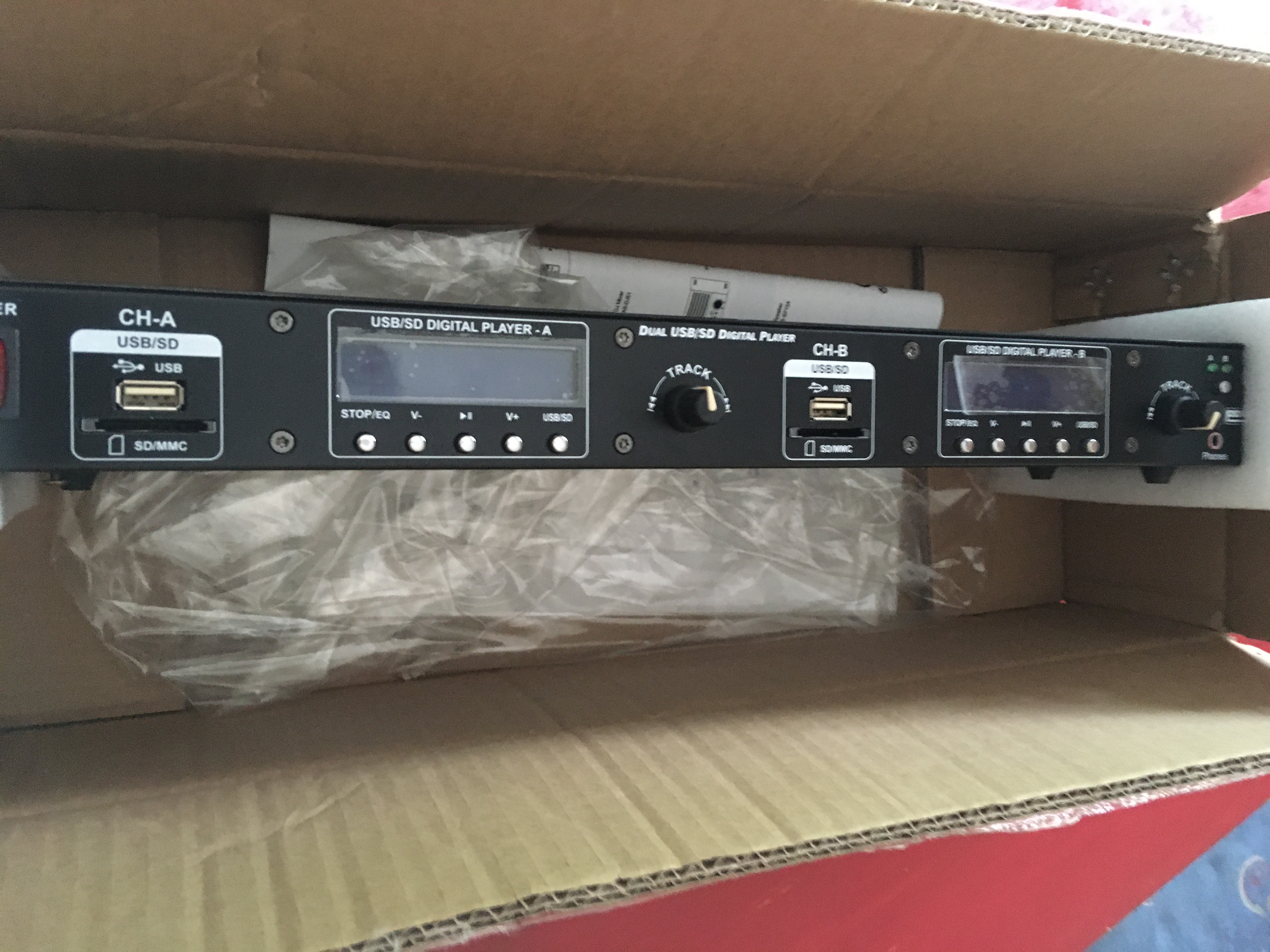 USB 700 Player Power Acoustics USB 700 Player Audiofanzine USB 700 Player Power Acoustics USB 700 Player Audiofanzine