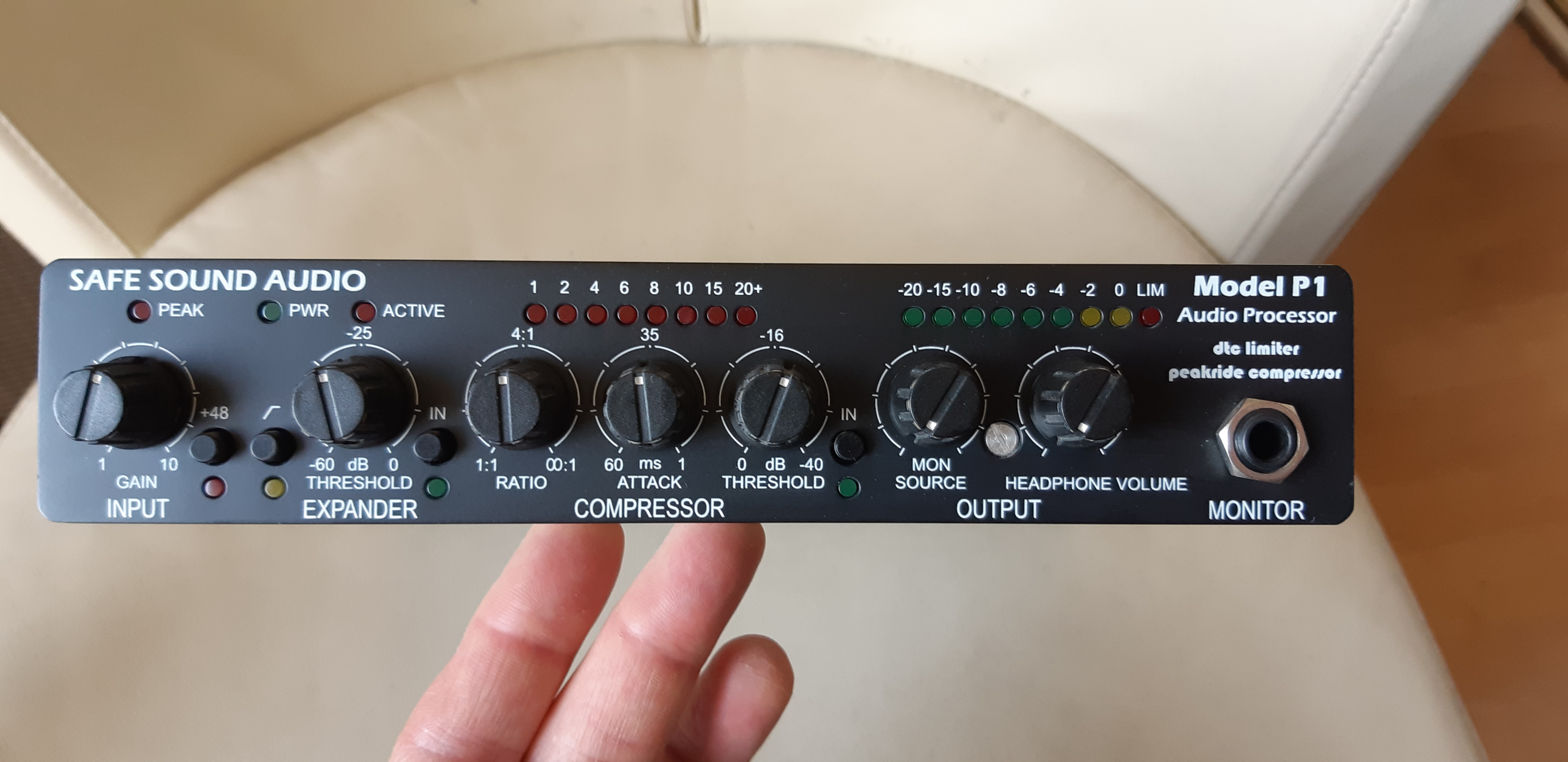 SAFE SOUND AUDIO Model P1 Excellent Préampli Micro (IledeFrance) Audiofanzine