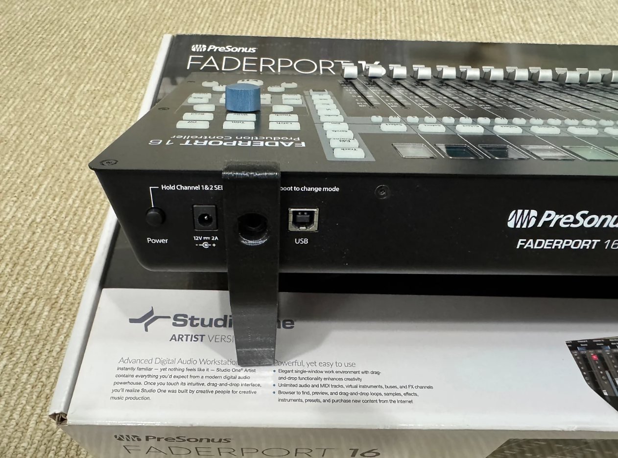 Faderport 16 - PreSonus Faderport 16 - Audiofanzine Faderport 16 - PreSonus Faderport 16 - Audiofanzine