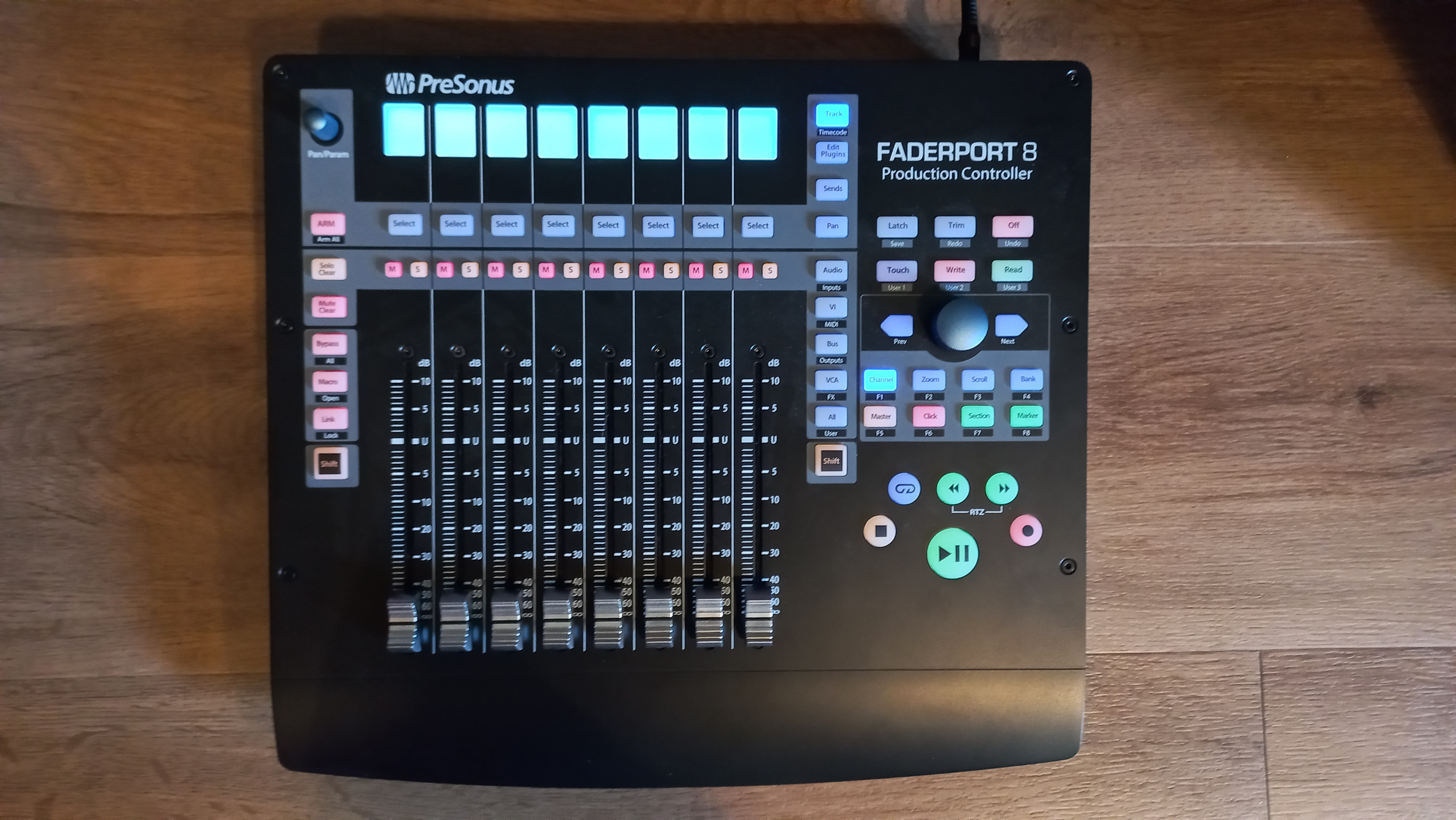 Presonus Faderport8￼ ￼プレソナス フェーダーポート8 odmalihnogu.org