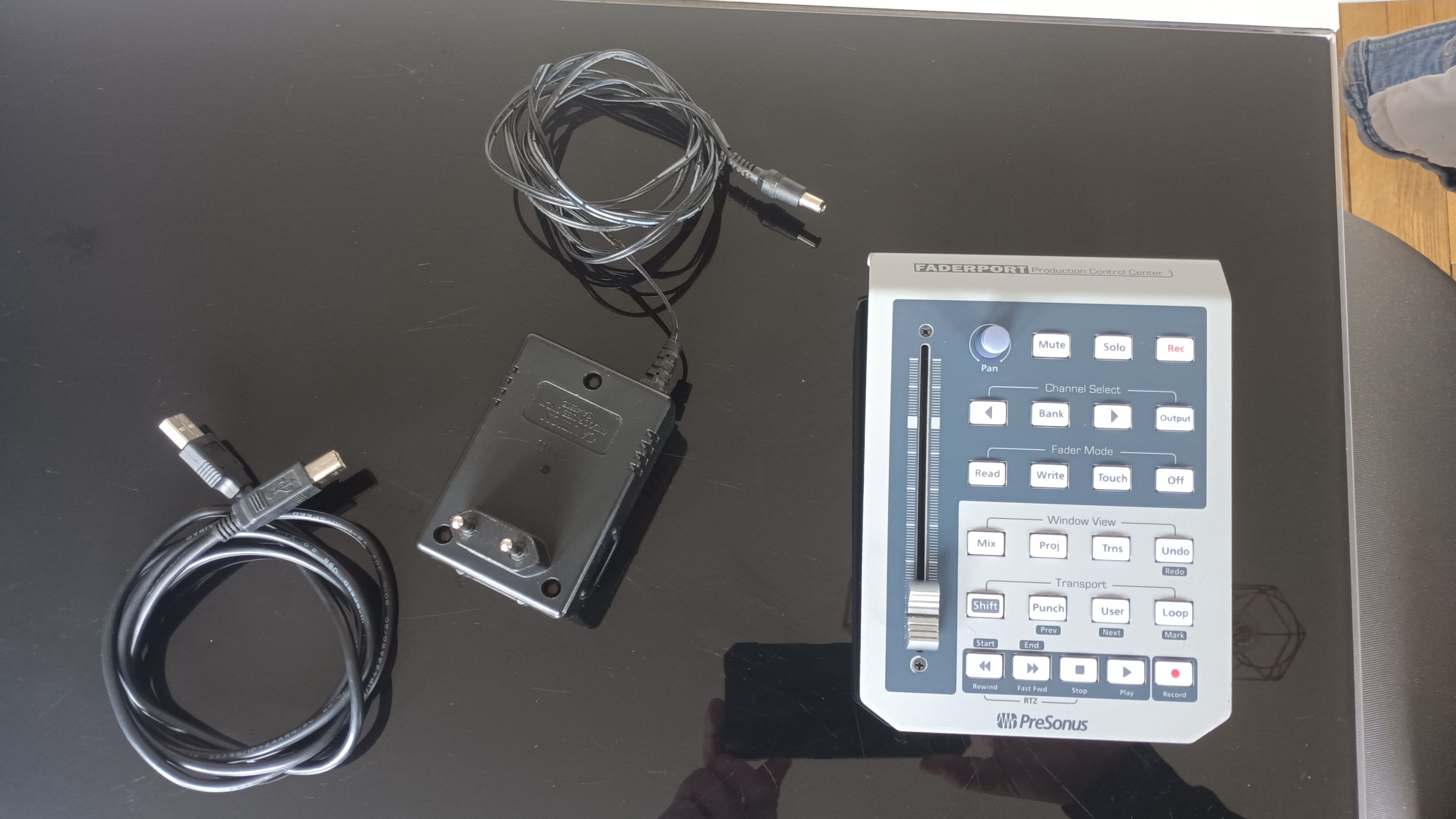 FaderPort Classic - PreSonus FaderPort Classic - Audiofanzine FaderPort Classic - PreSonus FaderPort Classic - Audiofanzine