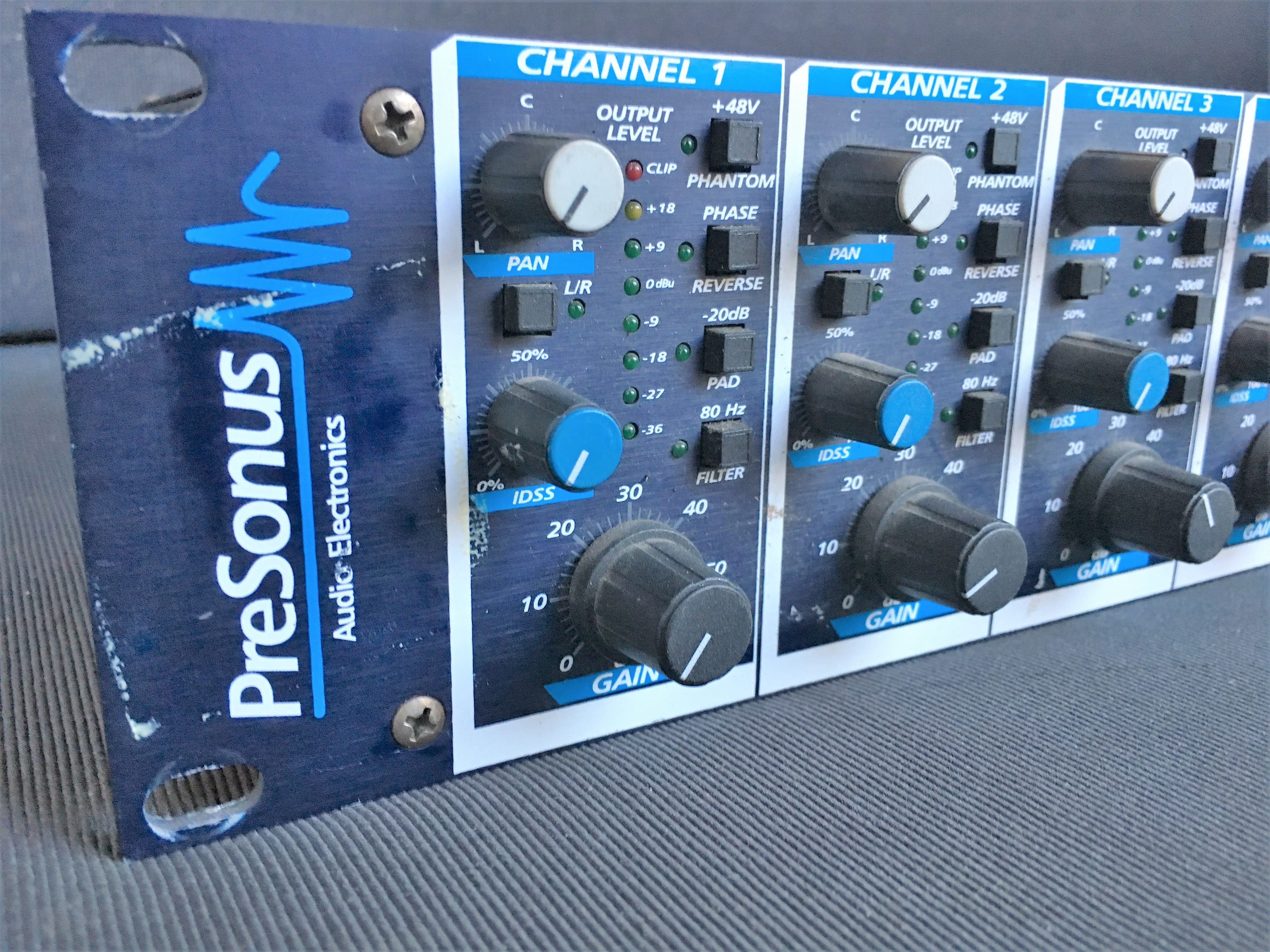 Photo PreSonus M80 PreSonus M80 (65977) (1740806) Audiofanzine